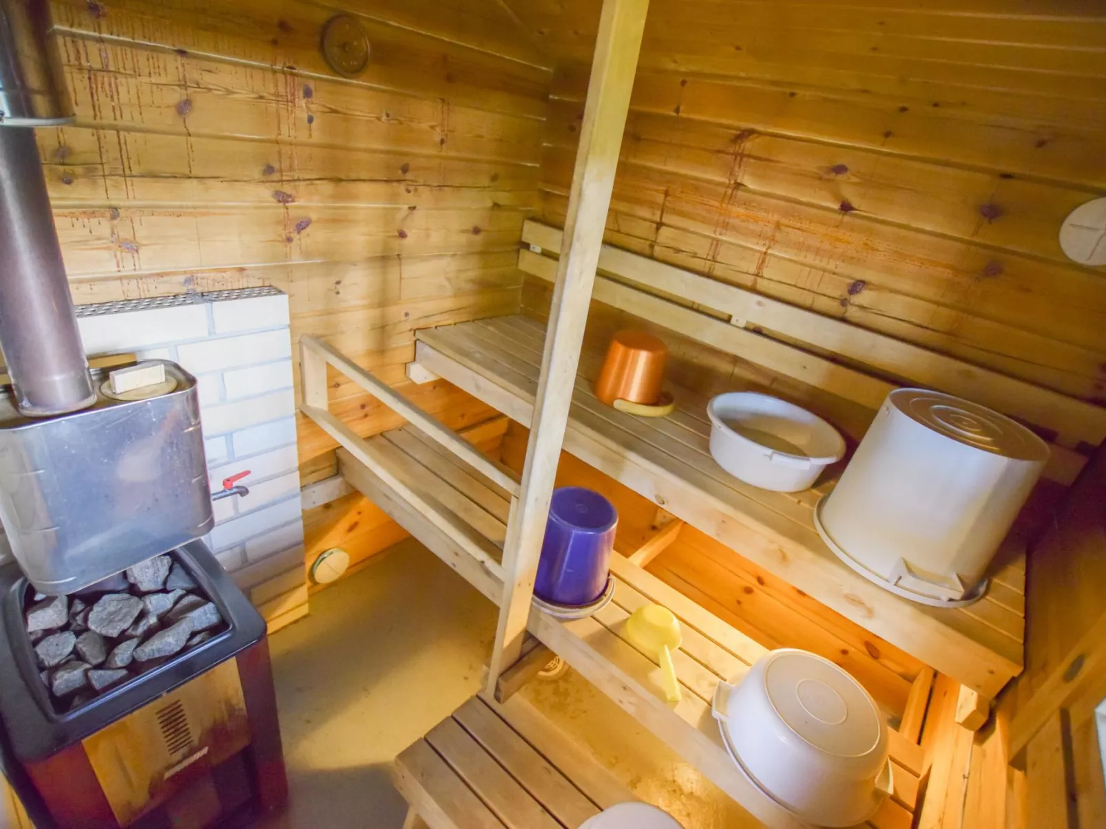 Sieralahden lomakylä, mökki 2-Dedans