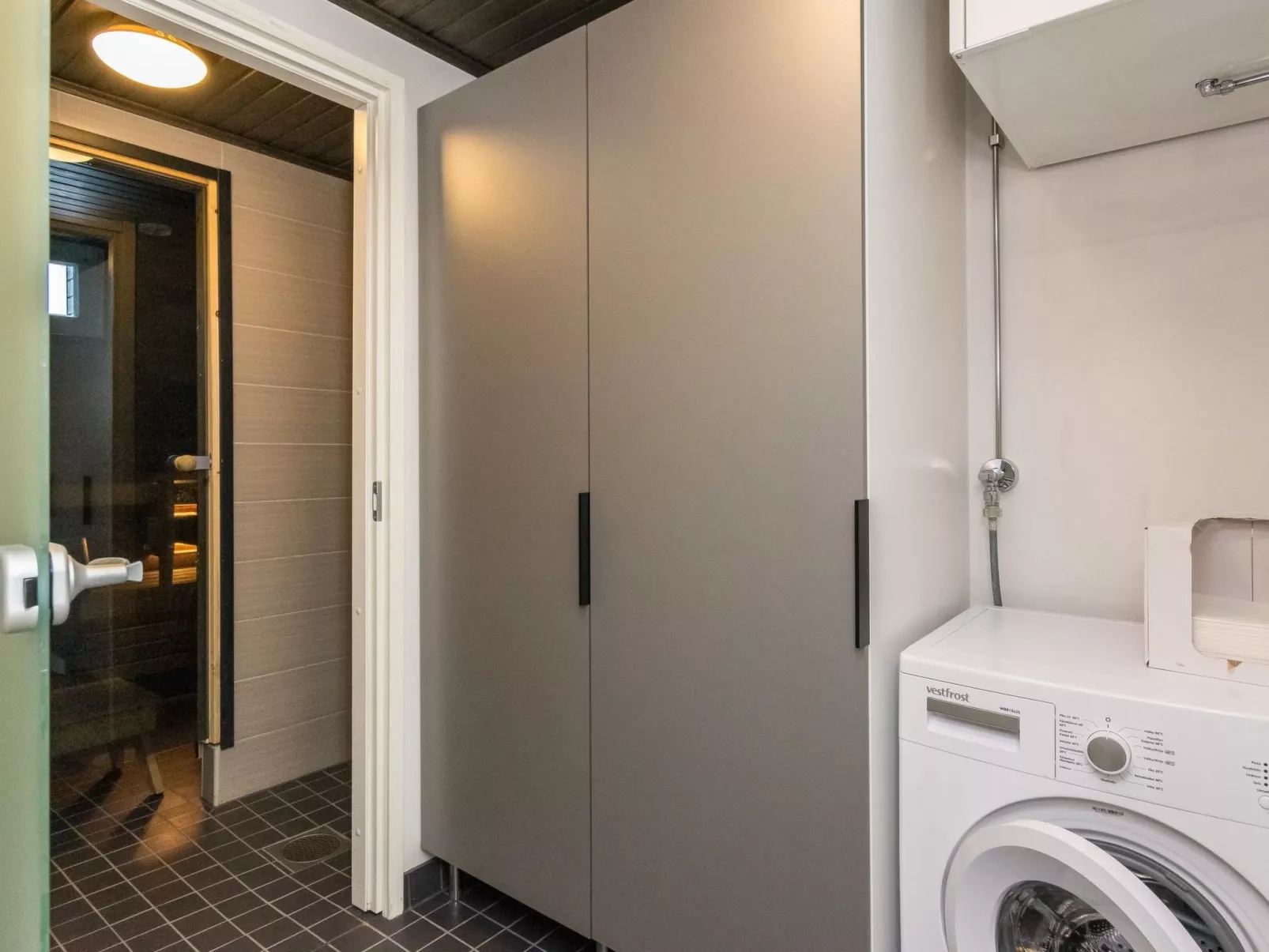 Skivillas paljakka 3. (2mh)-Dedans