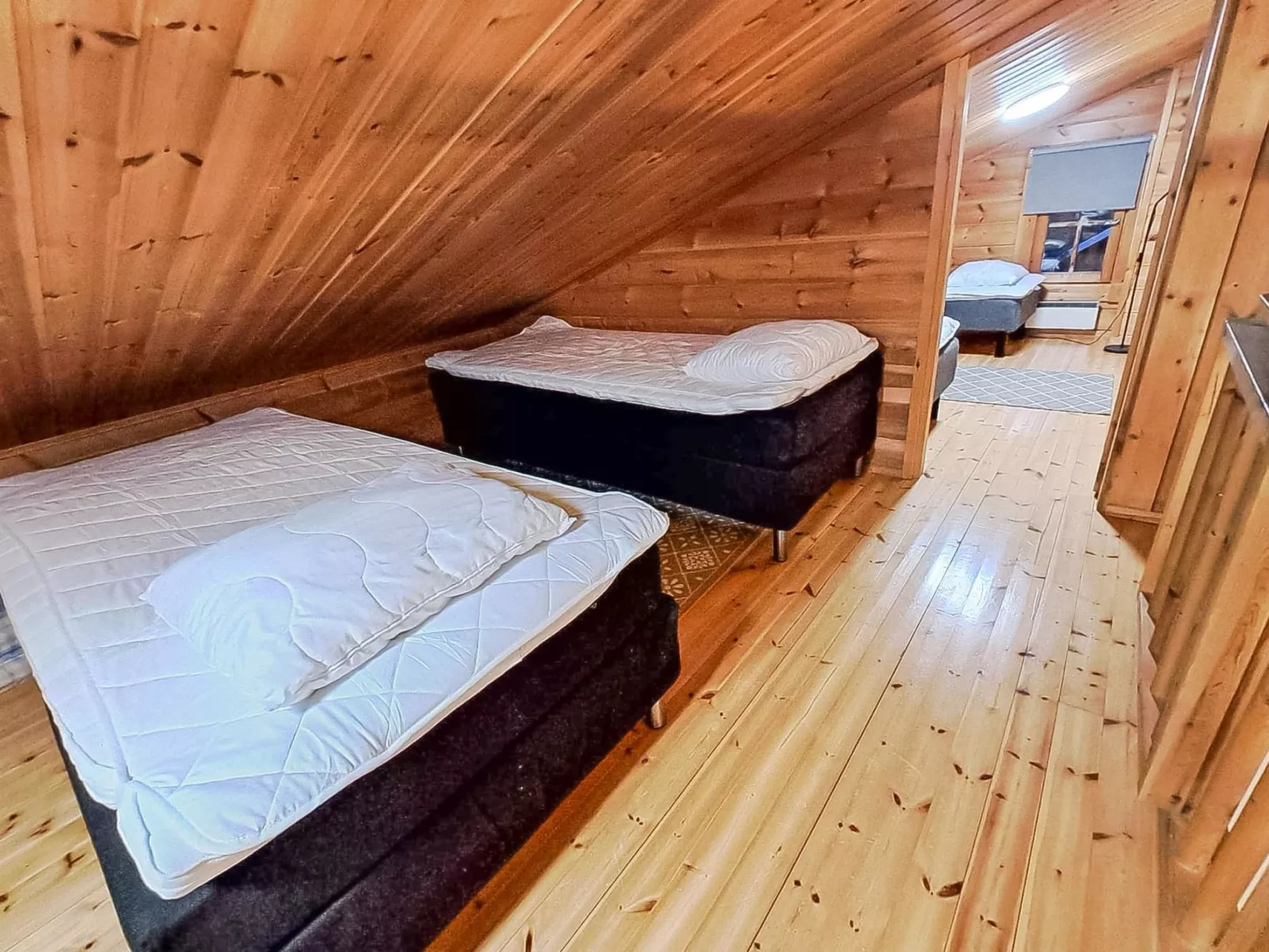 Rukan komia chalet-Drinnen