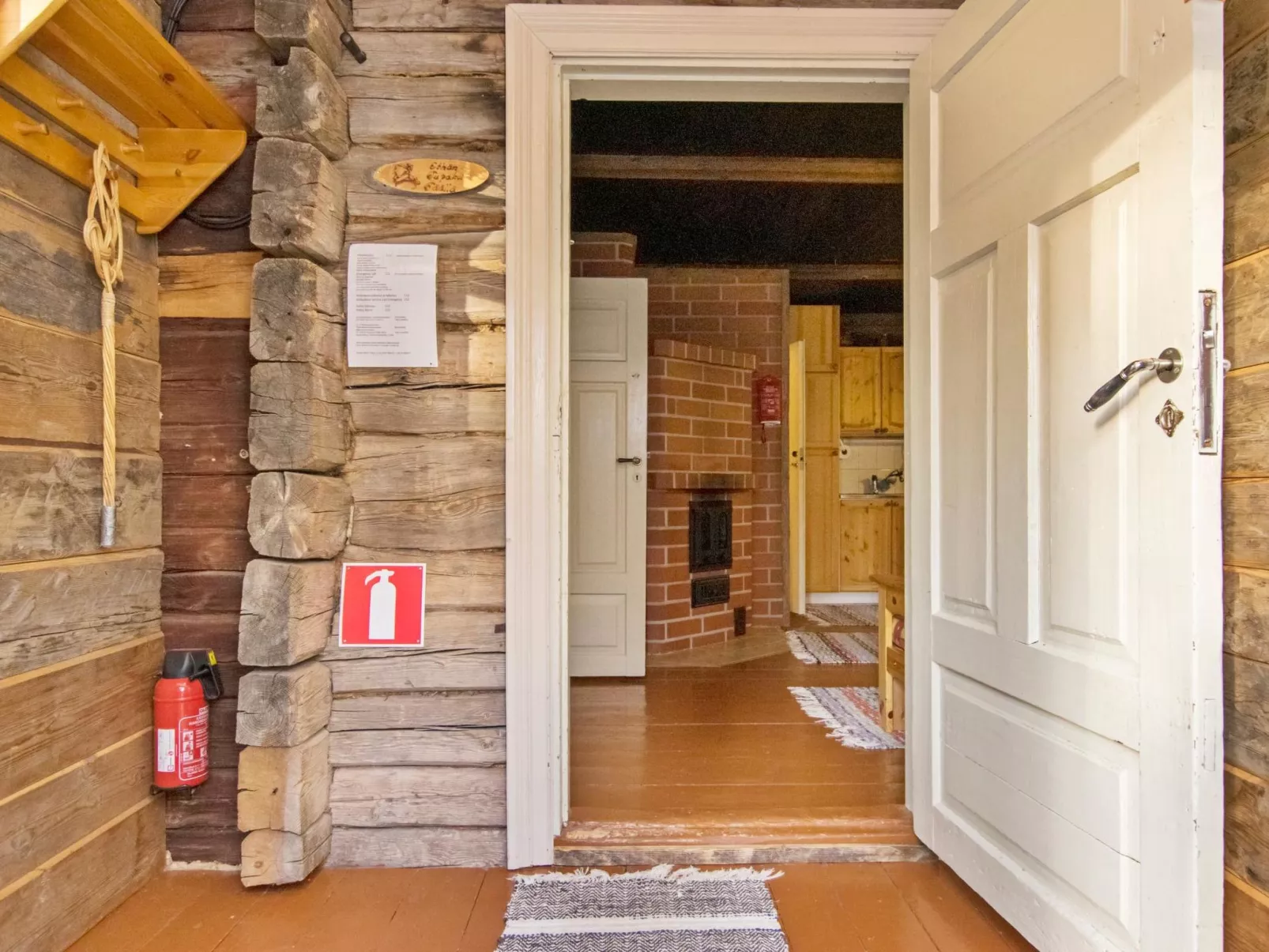 Santerin torppa-Inside