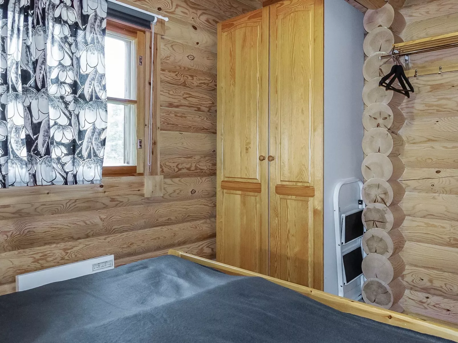 Lomaväinö 13-Dedans