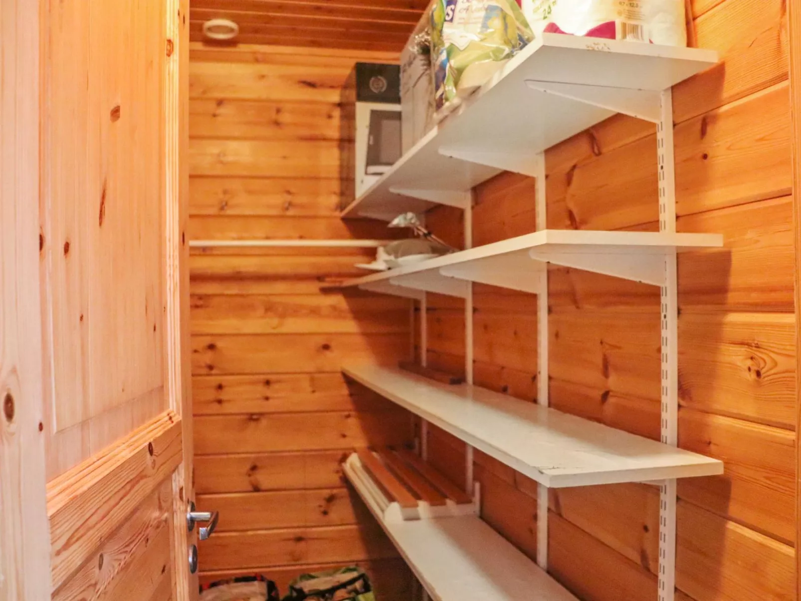 Paljakan pirtit a4-Drinnen