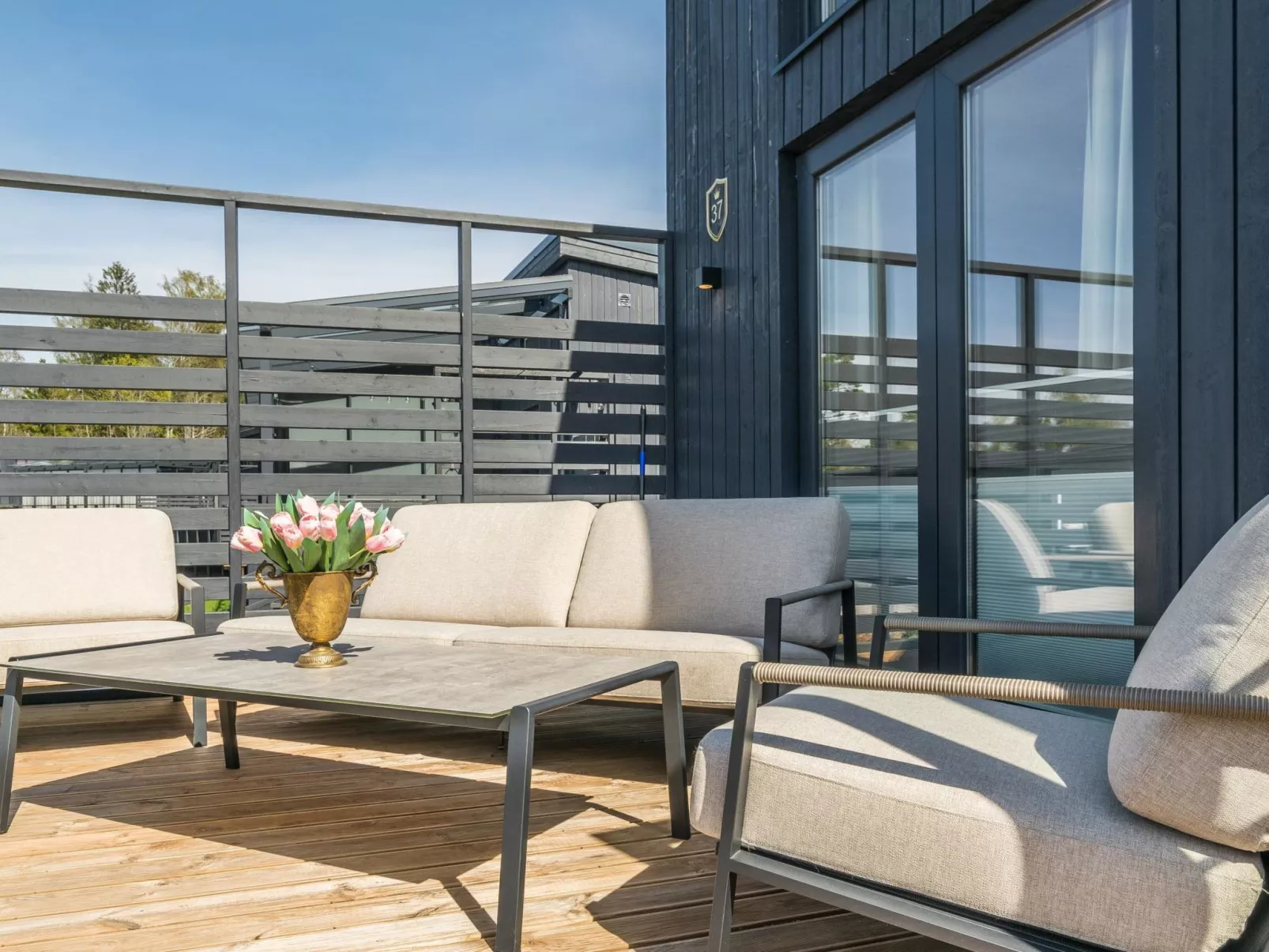 Villa mimosa 37-Drinnen