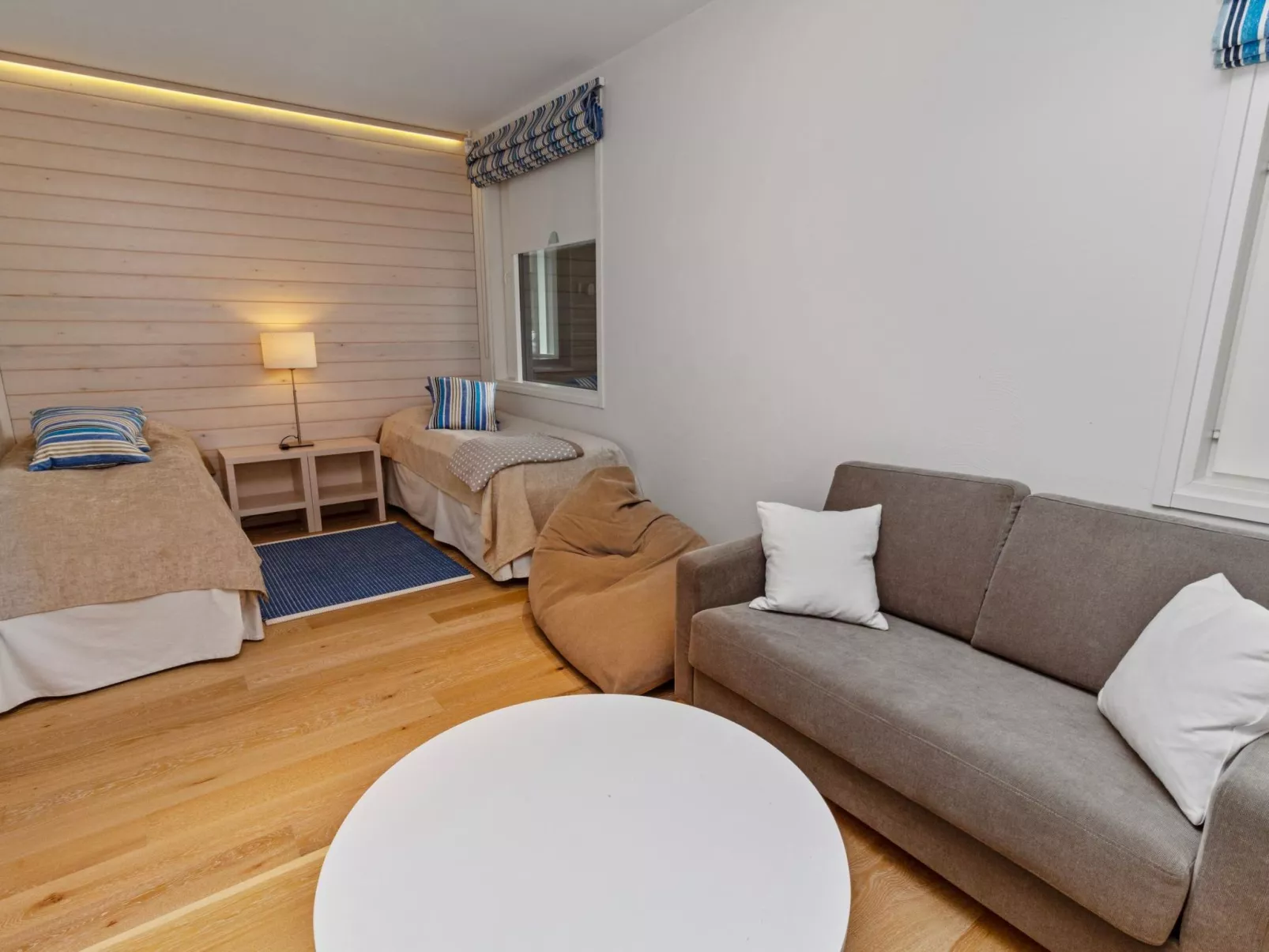 Holy lake chalet a-Drinnen