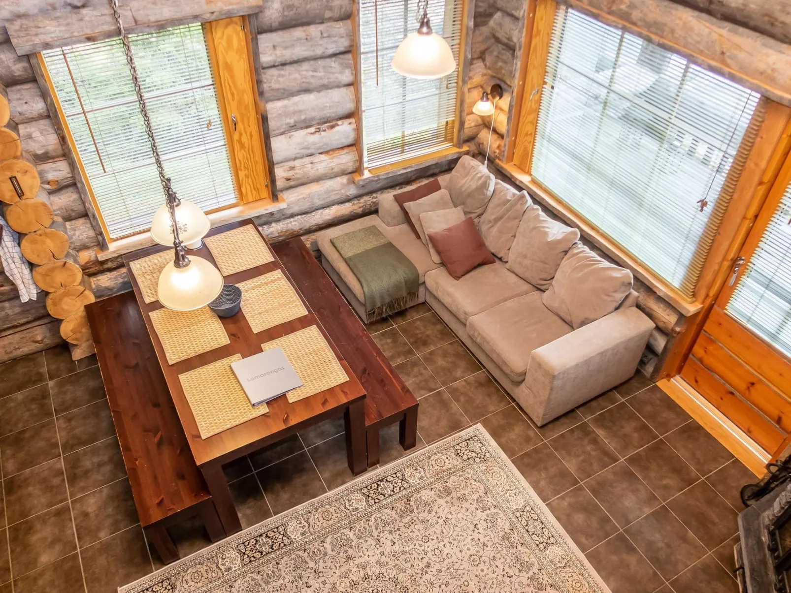 Villa olivia-Drinnen