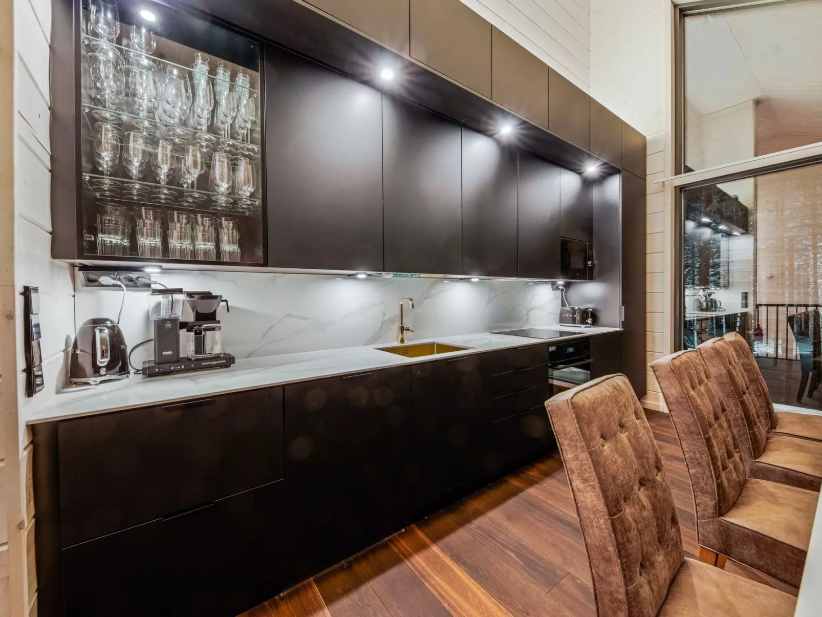 Levi star west a-Drinnen