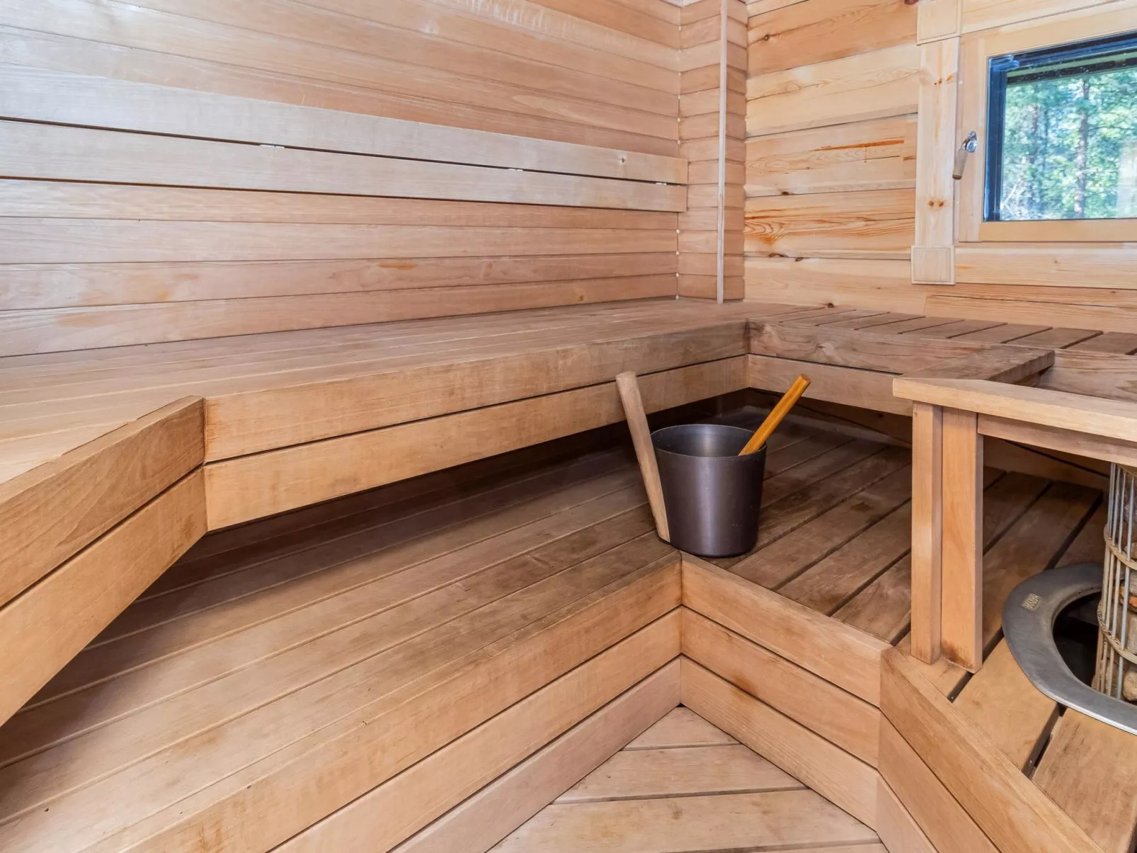 Kiehtäjän lahti-Drinnen