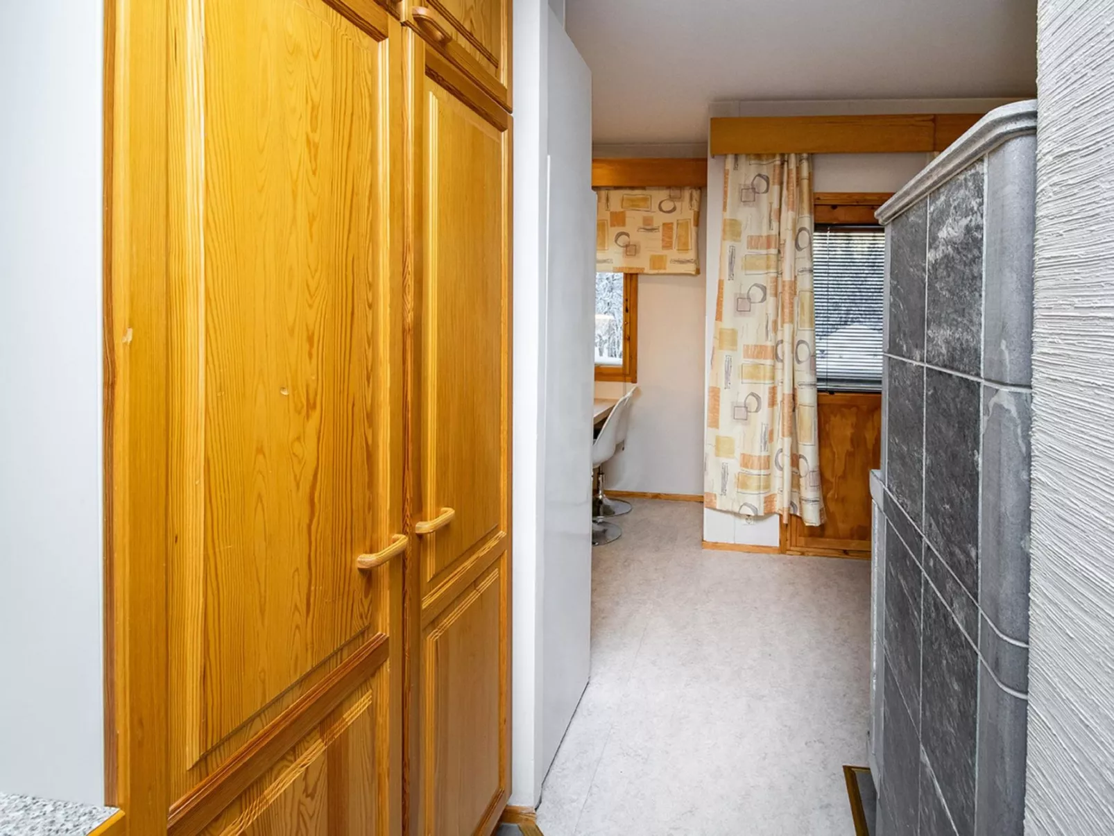 Lomariekko 6 a 2-Inside