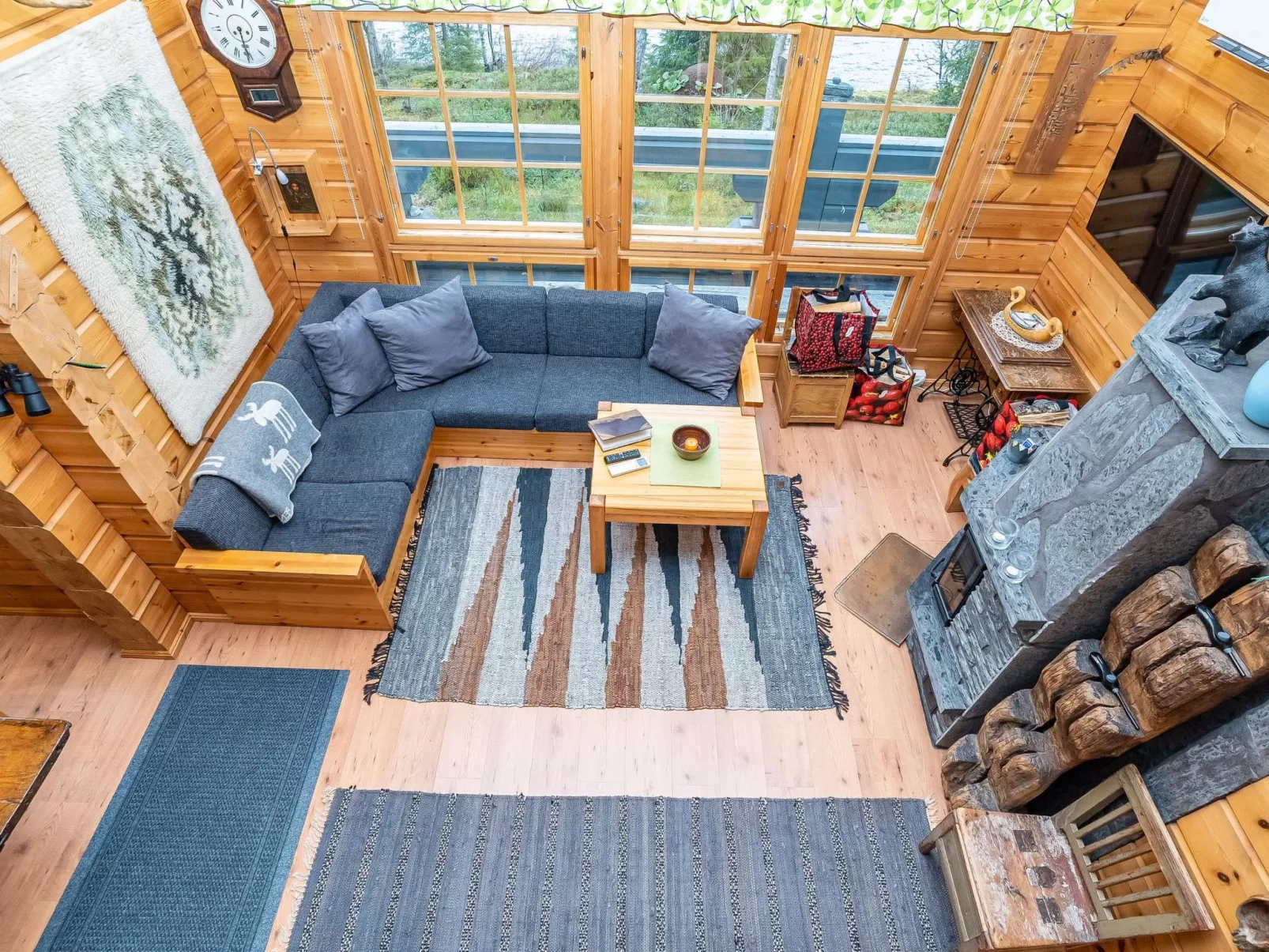 Rukaniemen kontio-Dedans