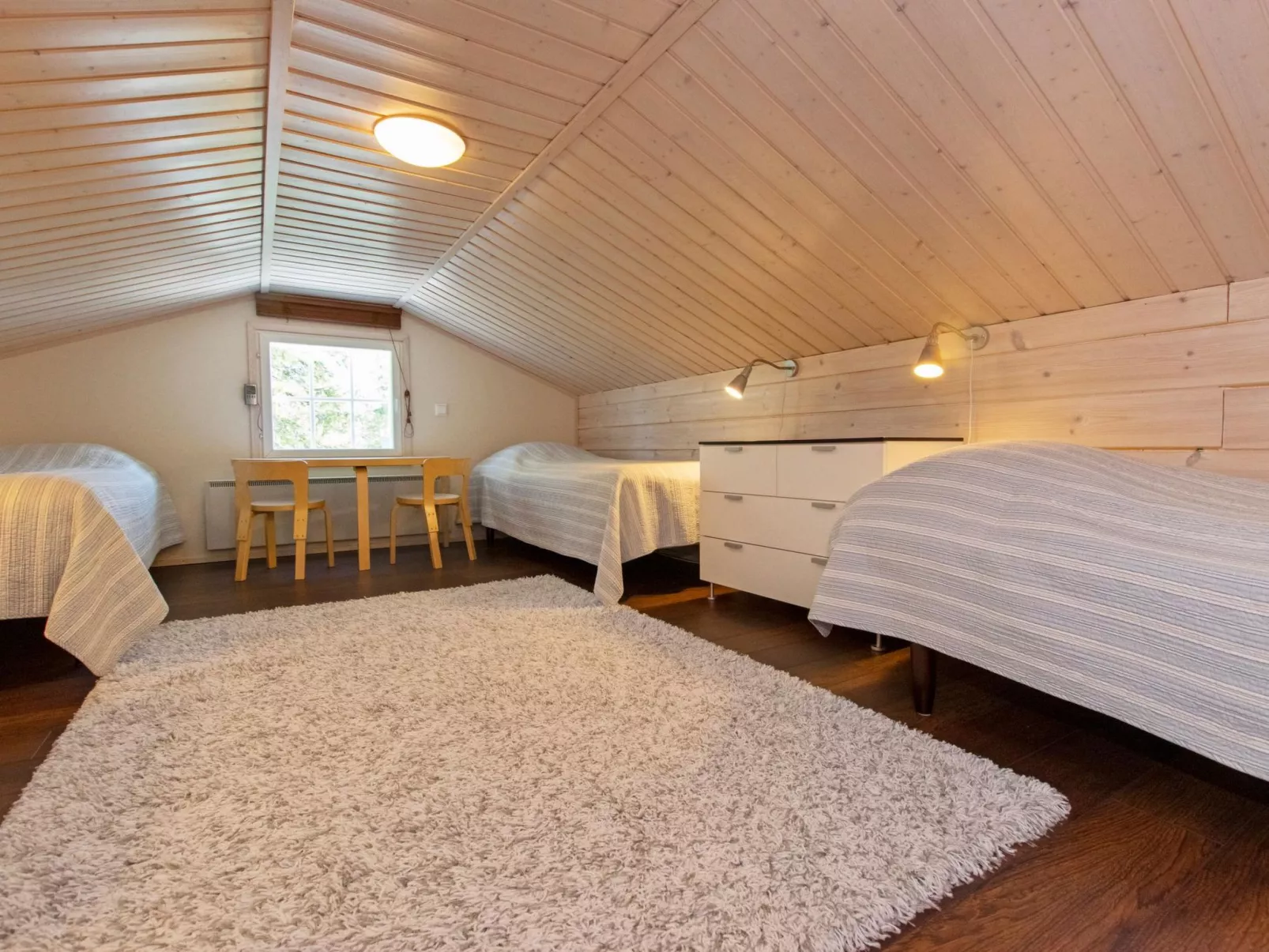 Vuosselinhovi a-Dedans