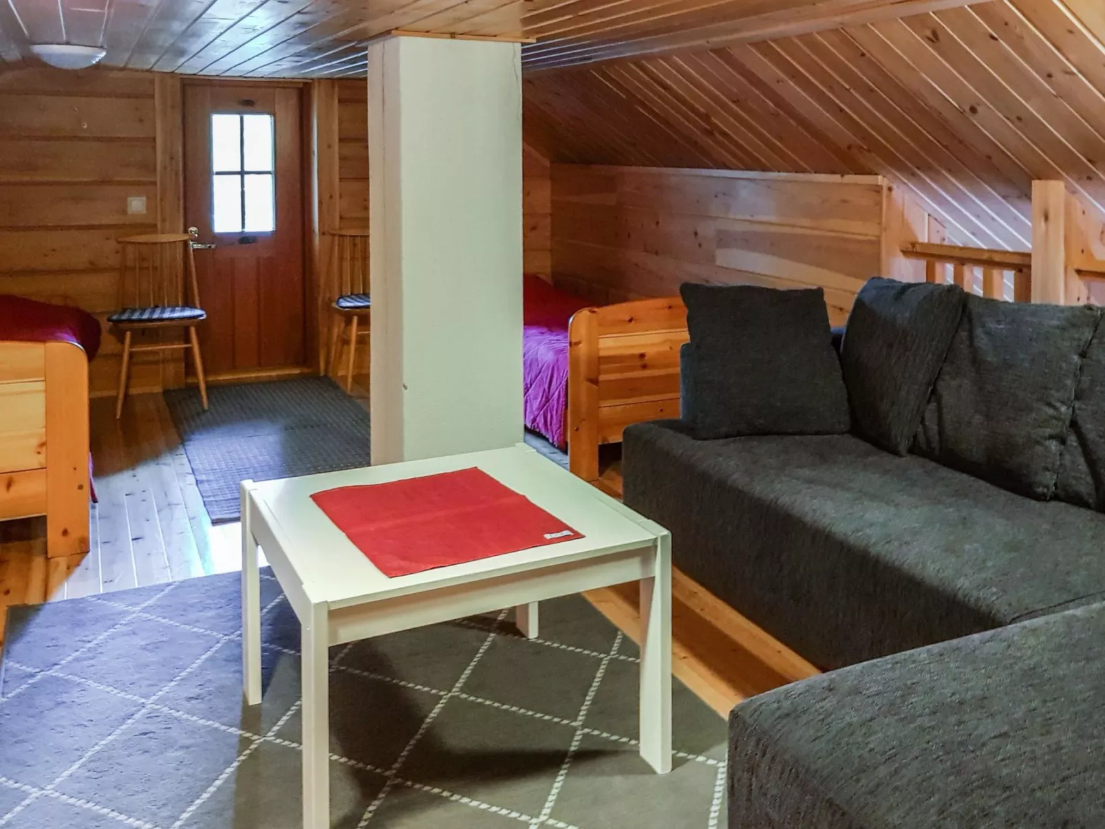 Lomamaja rukaranta 6 b-Dedans