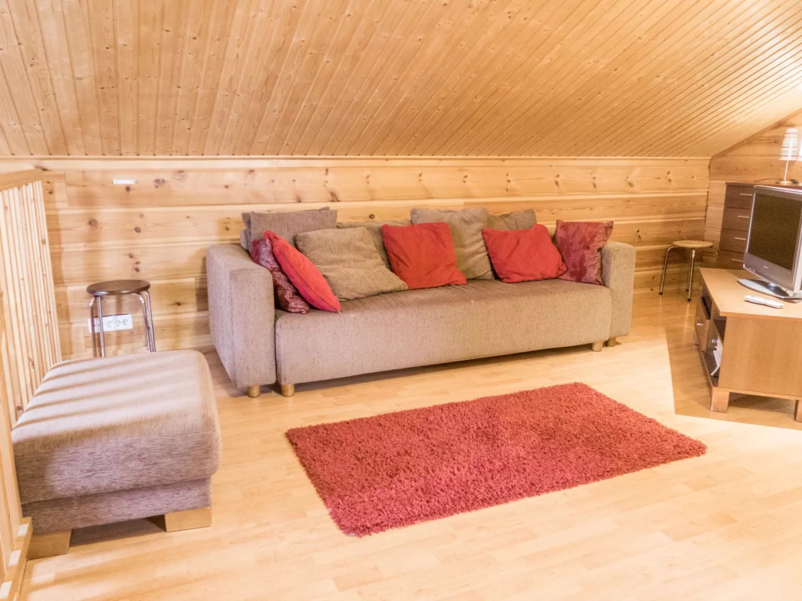 Klz 10. opaali-Dedans