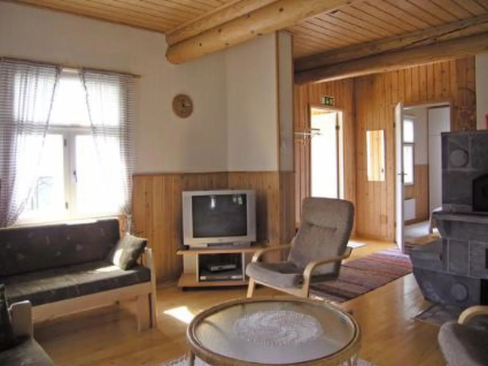 Vaaran loma-asunto-Dedans