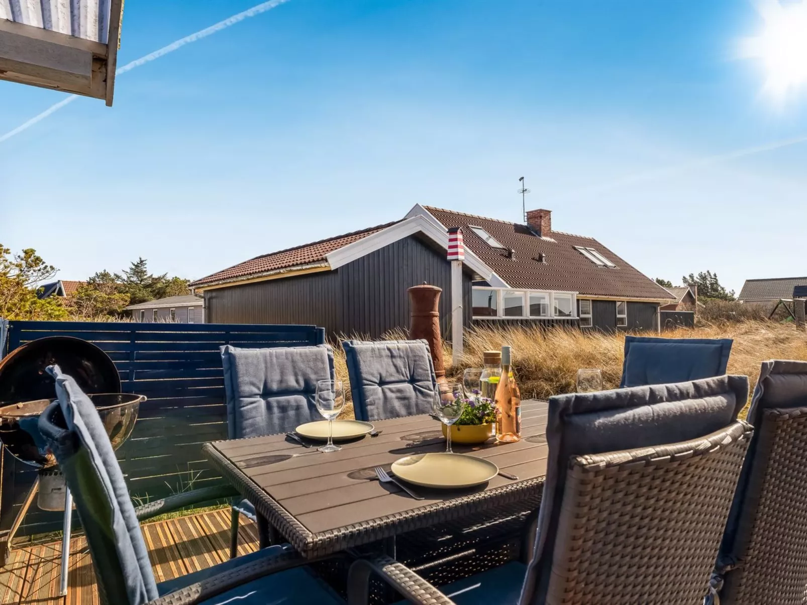 "Mynthe" - 500m from the sea-Draußen