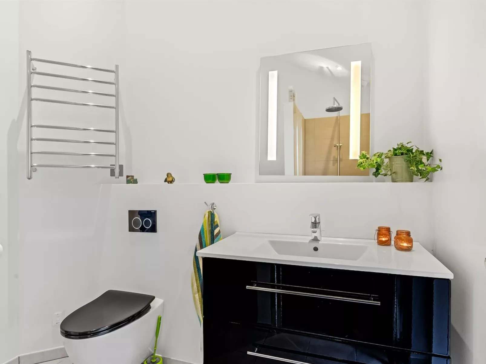 "Teija" - 600m to the fjord-Inside