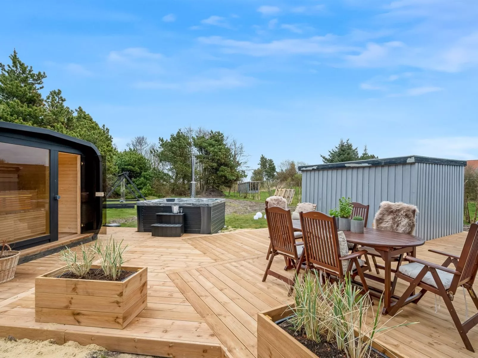 "Heike" - 700m to the fjord-Draußen