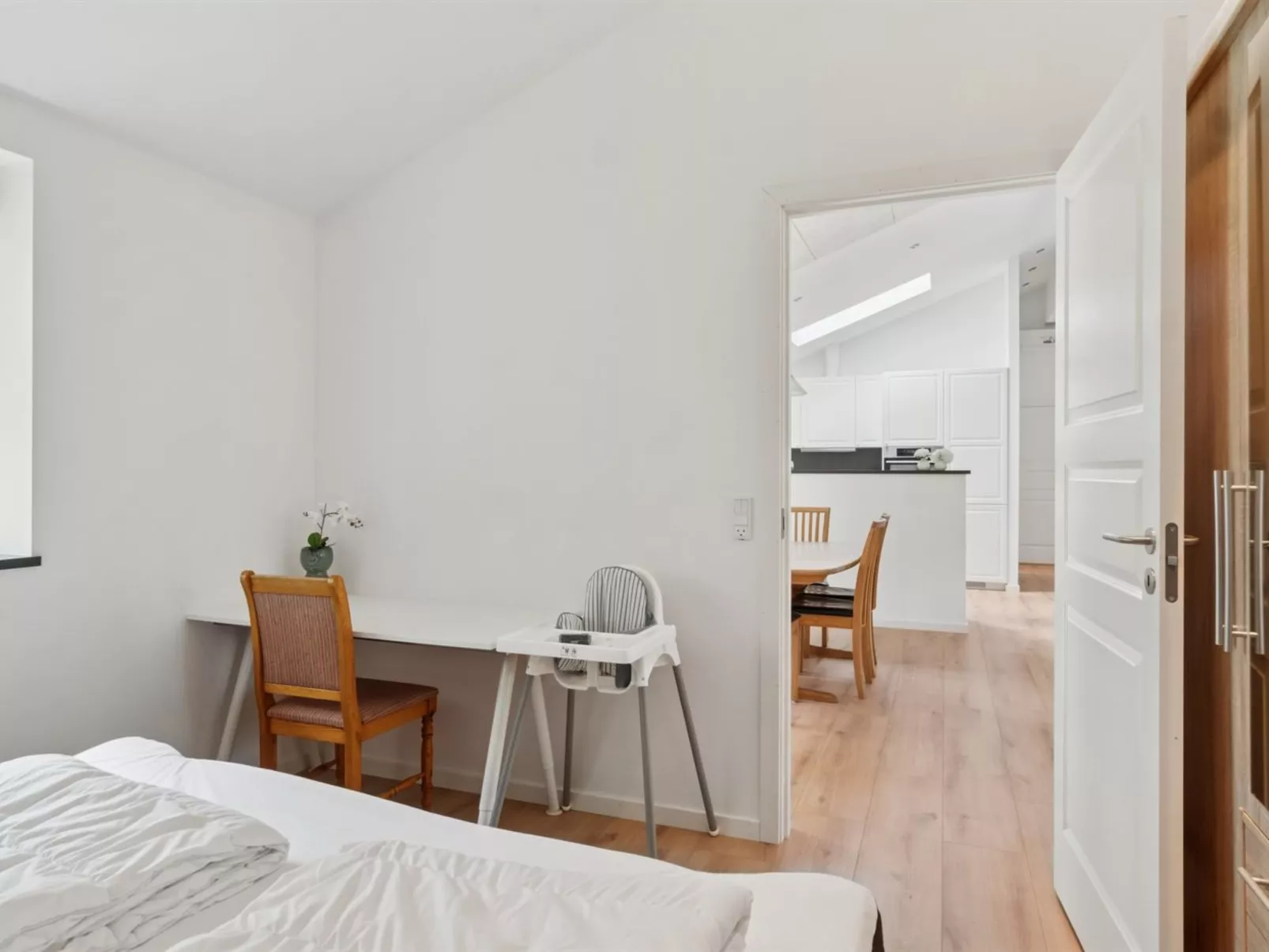 "Hotherus" -  from the sea-Drinnen