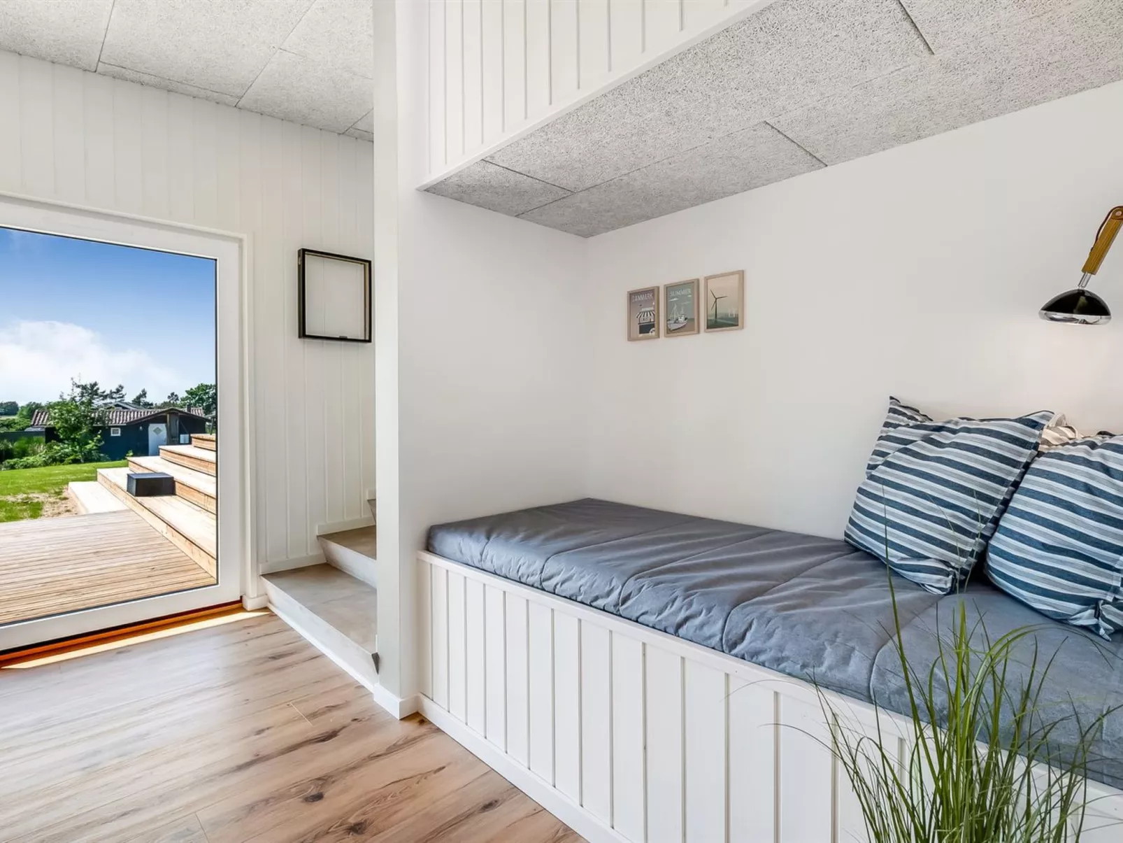 "Arjuna" - 750m from the sea-Inside