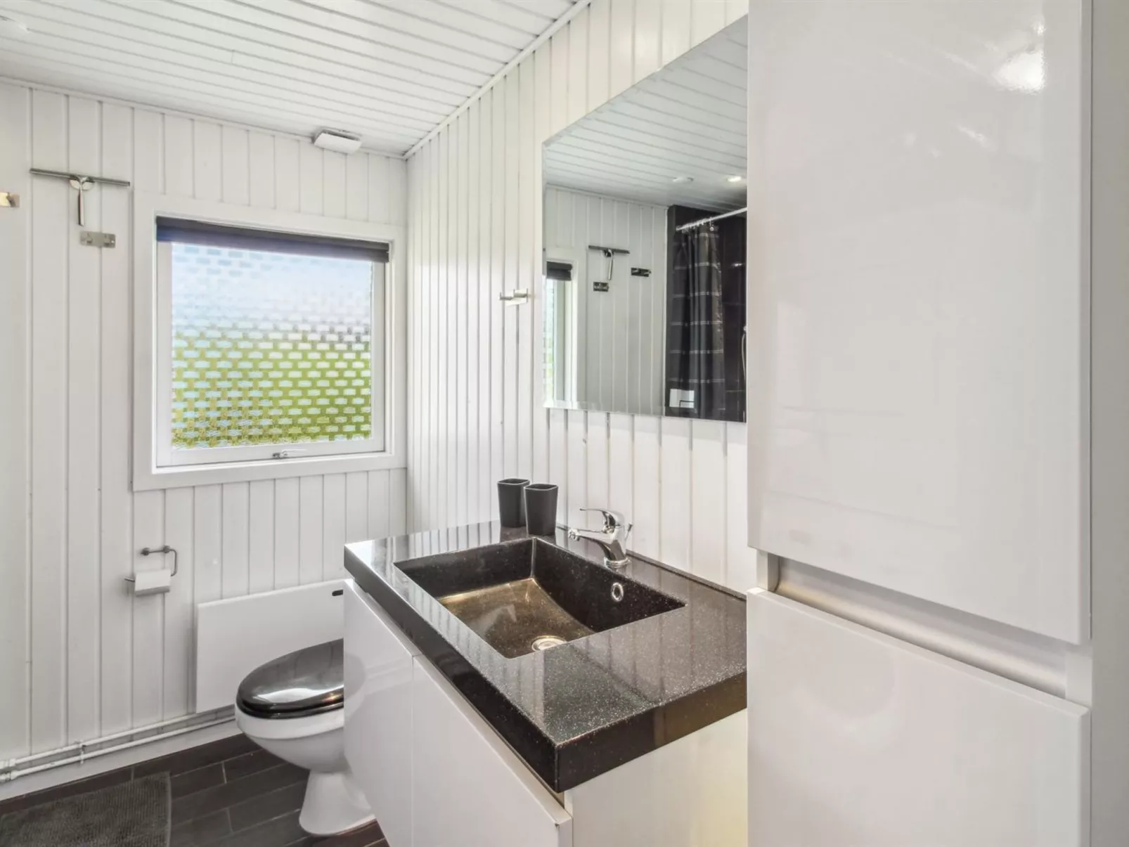 "Alia" - 30km from the sea-Drinnen