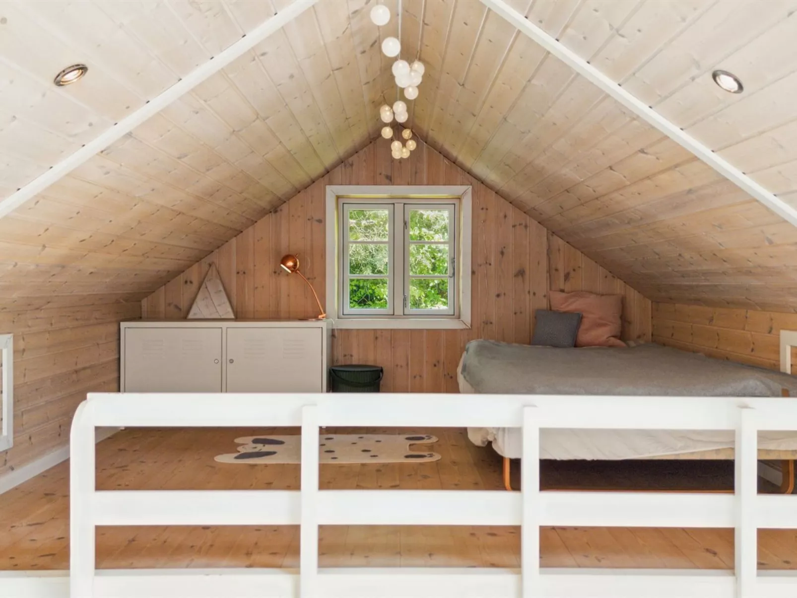 "Veljan" - 1.2km from the sea-Drinnen