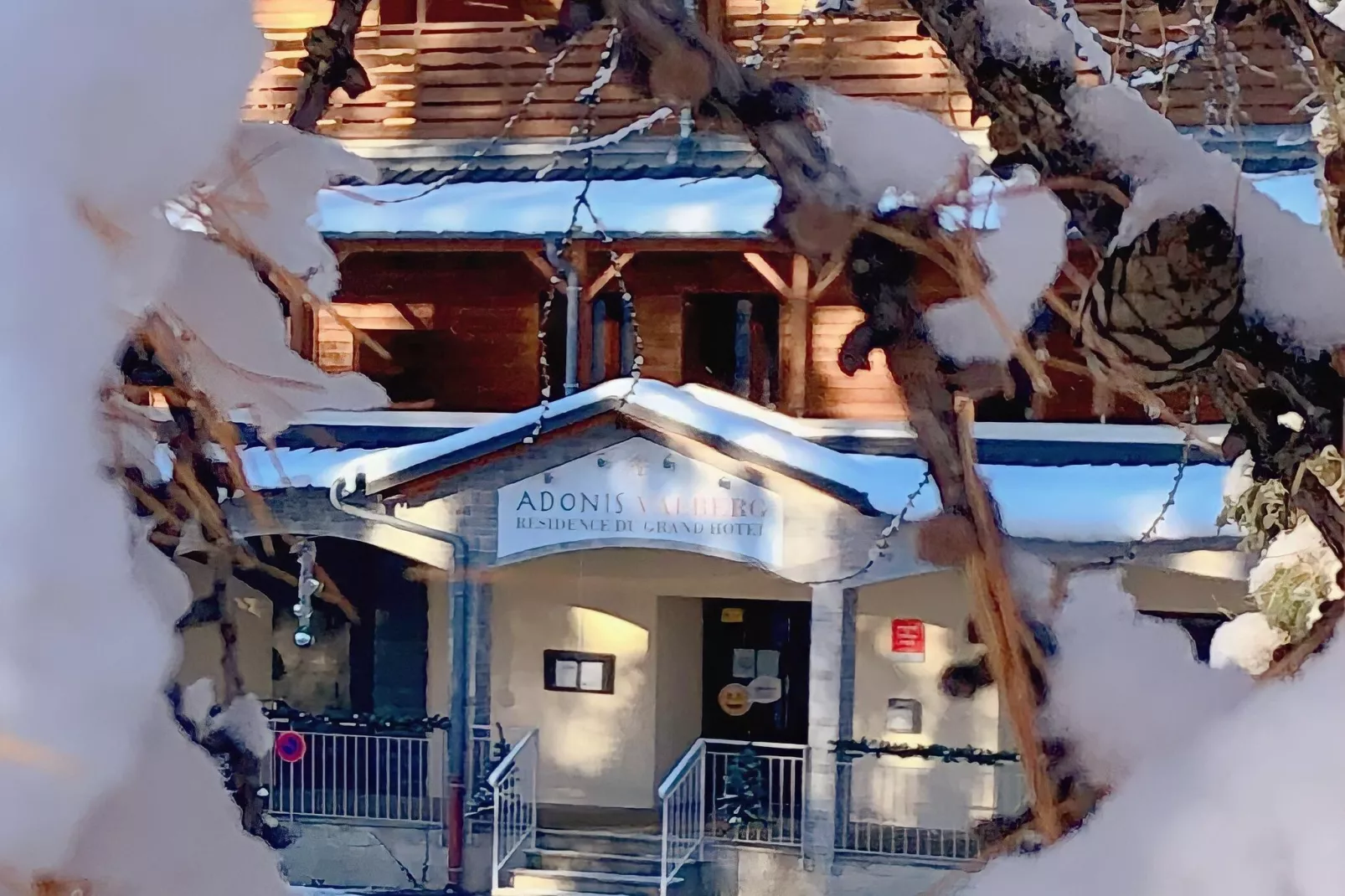 Adonis Valberg Studio-Exterior in winter