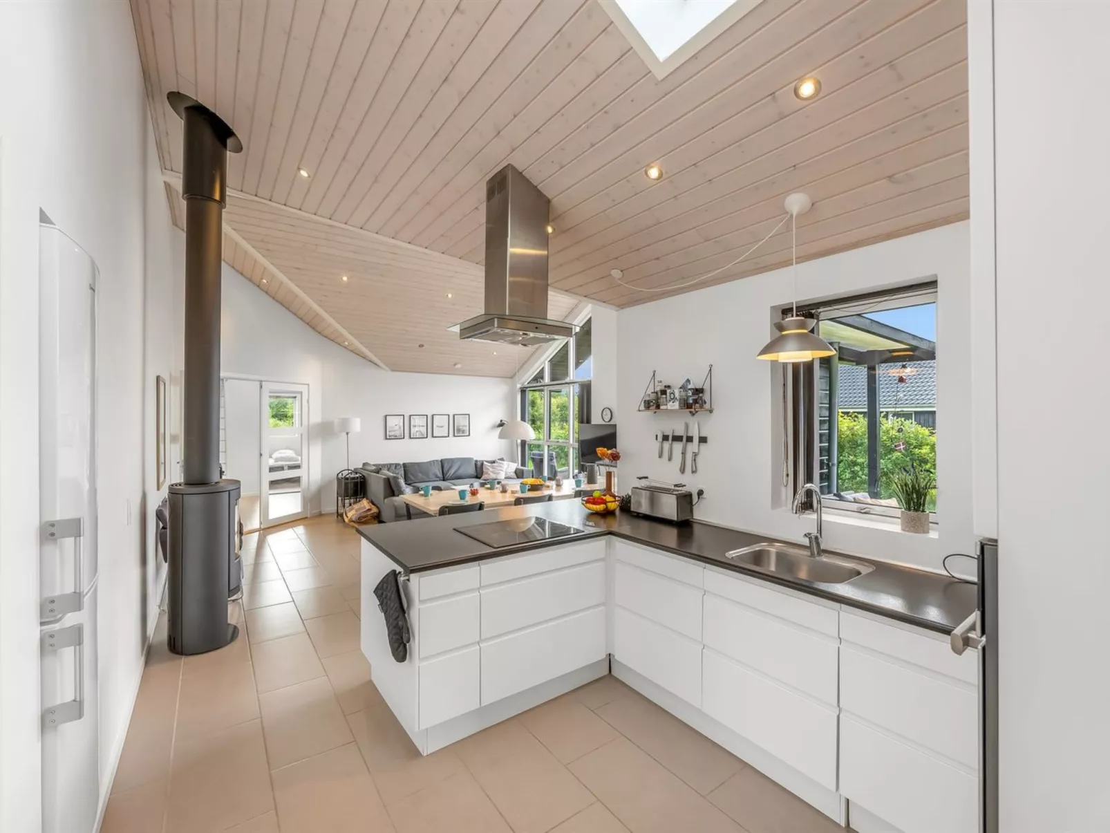 "Smilla" - 1.1km from the sea-Drinnen