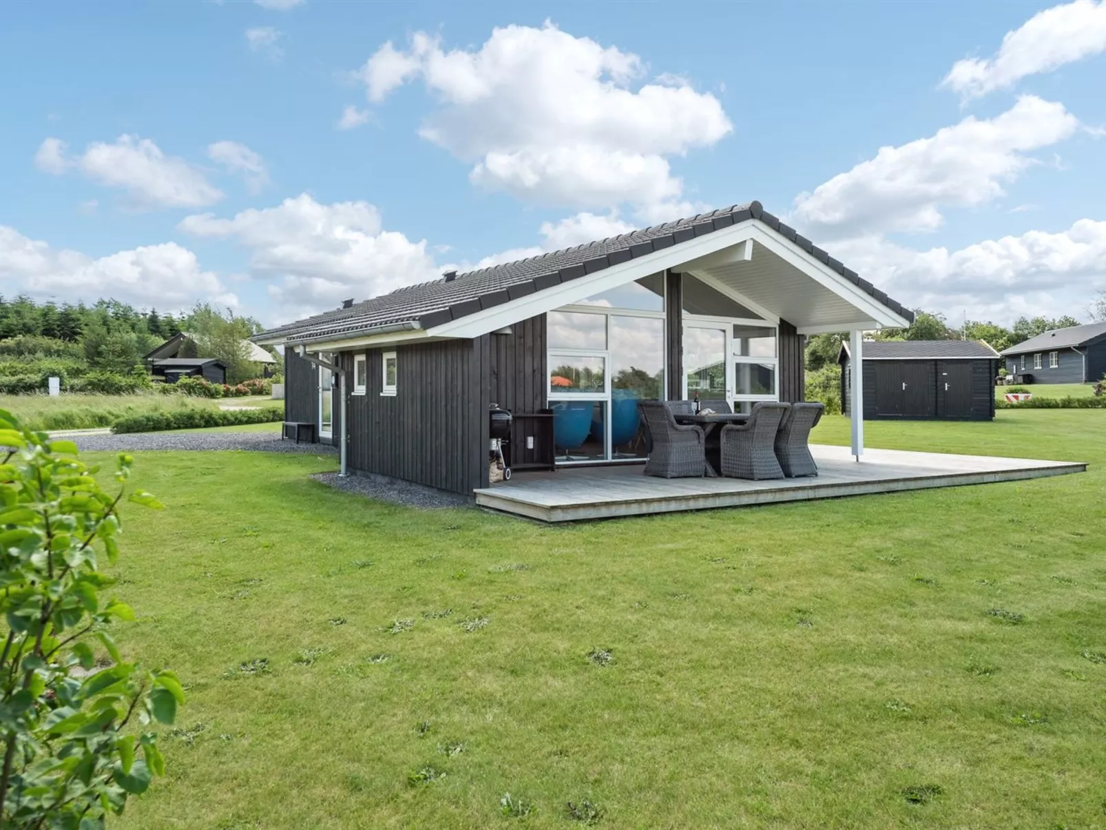 "Rether" - 400m from the sea-Outside