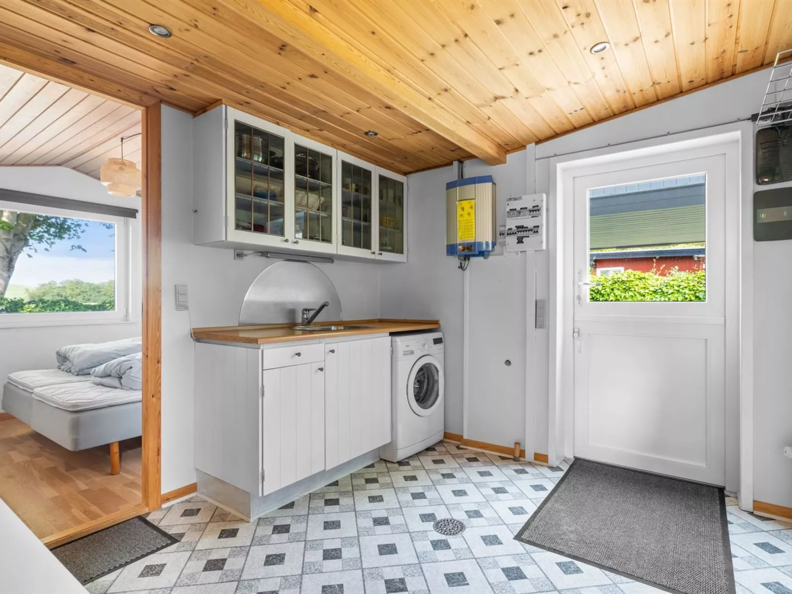 "Swipdagh" - 150m from the sea-Inside