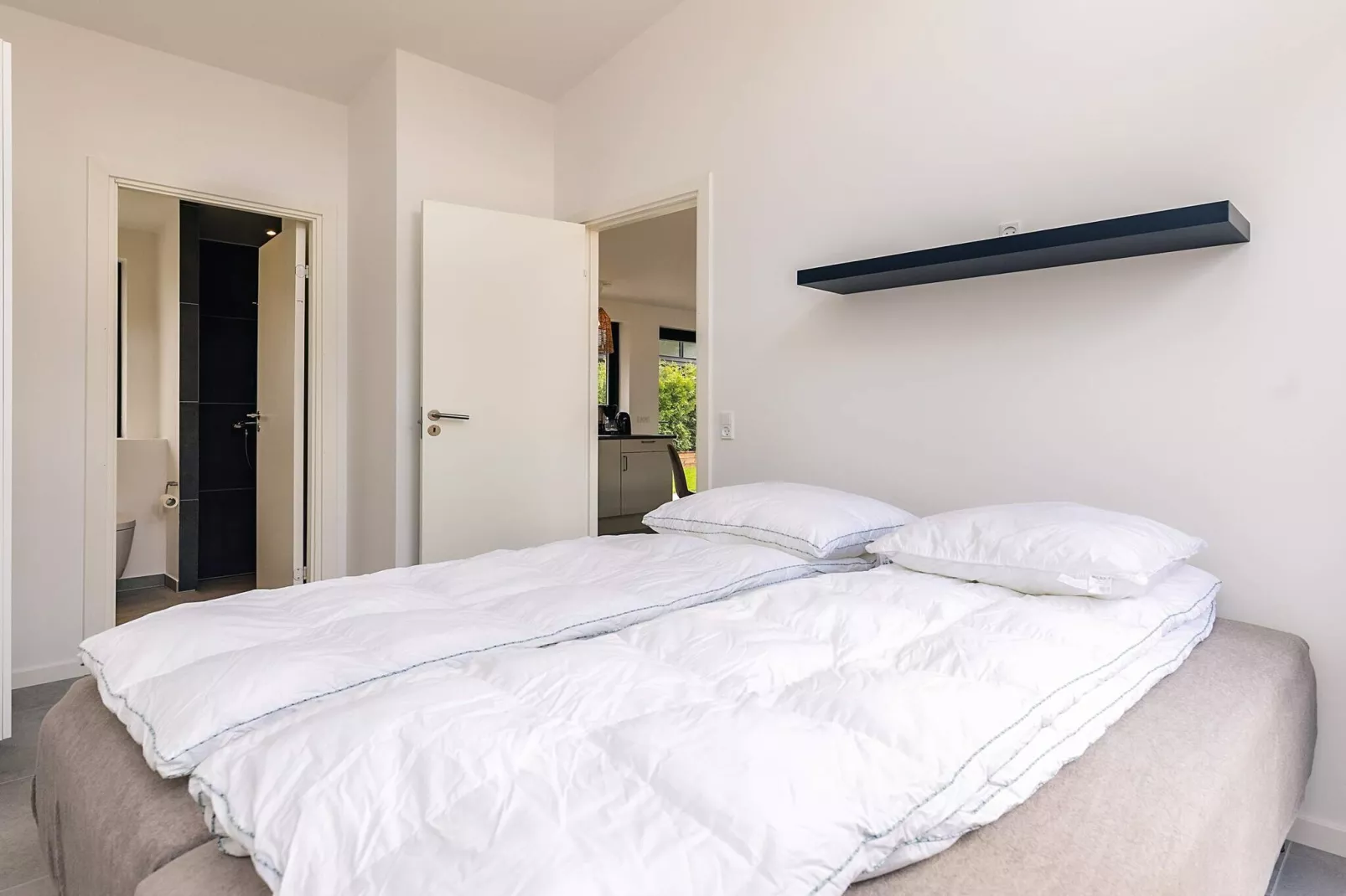 3 room,1 bath,Premium-Intérieur