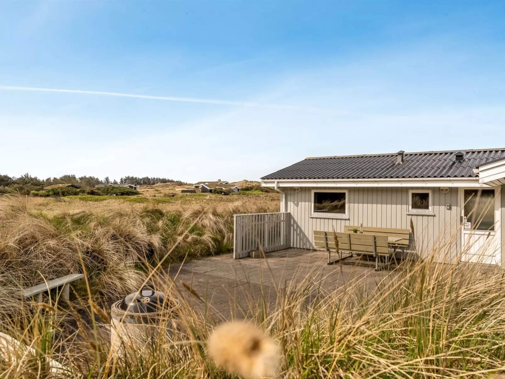 "Fridgerd" - 300m from the sea-Outside