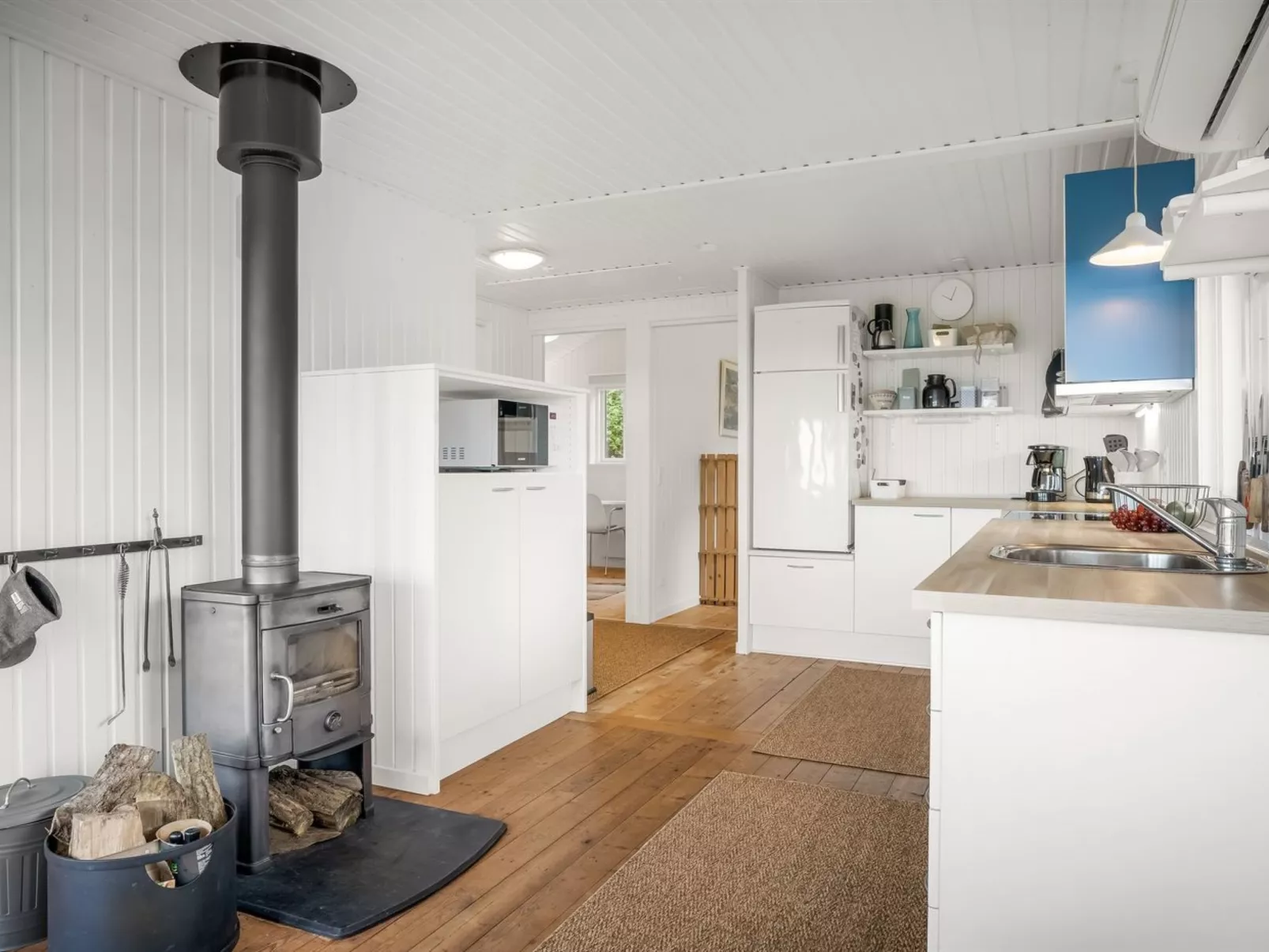 "Blia" - 120m to the fjord-Drinnen