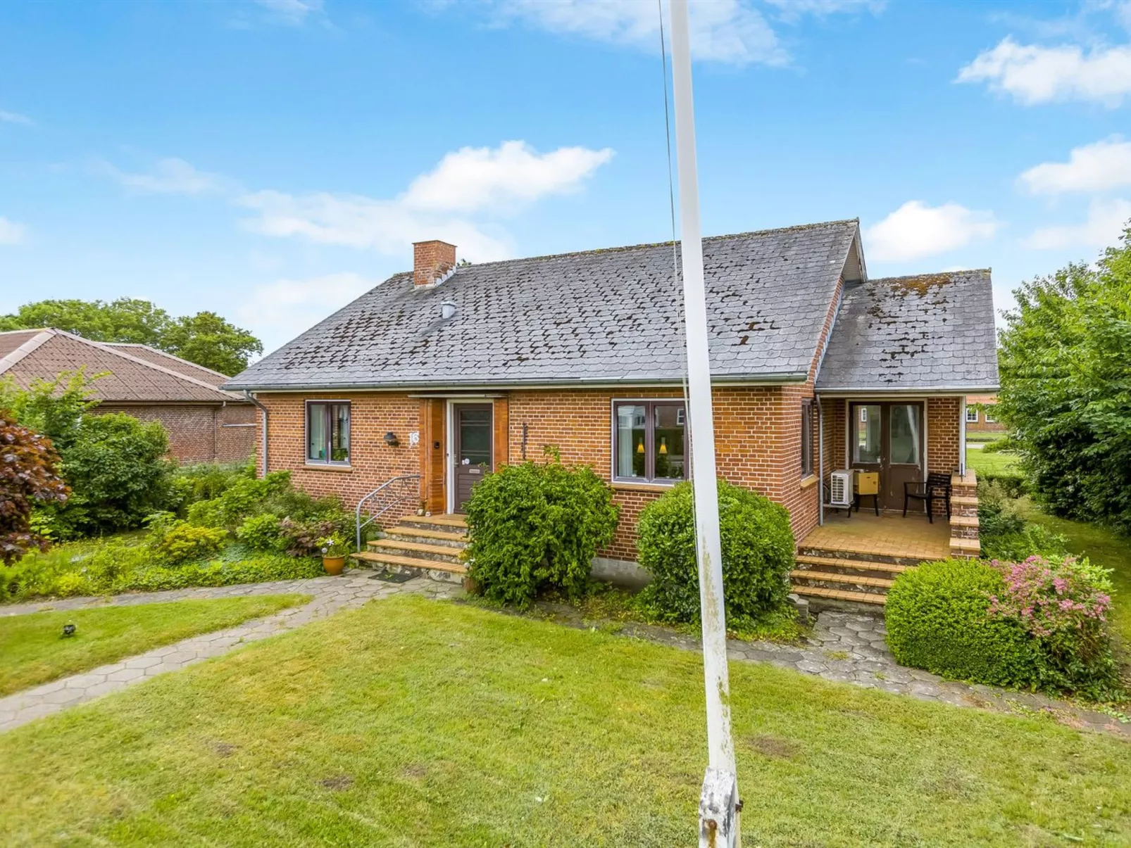 "Hiarni" - 12km from the sea-Outside