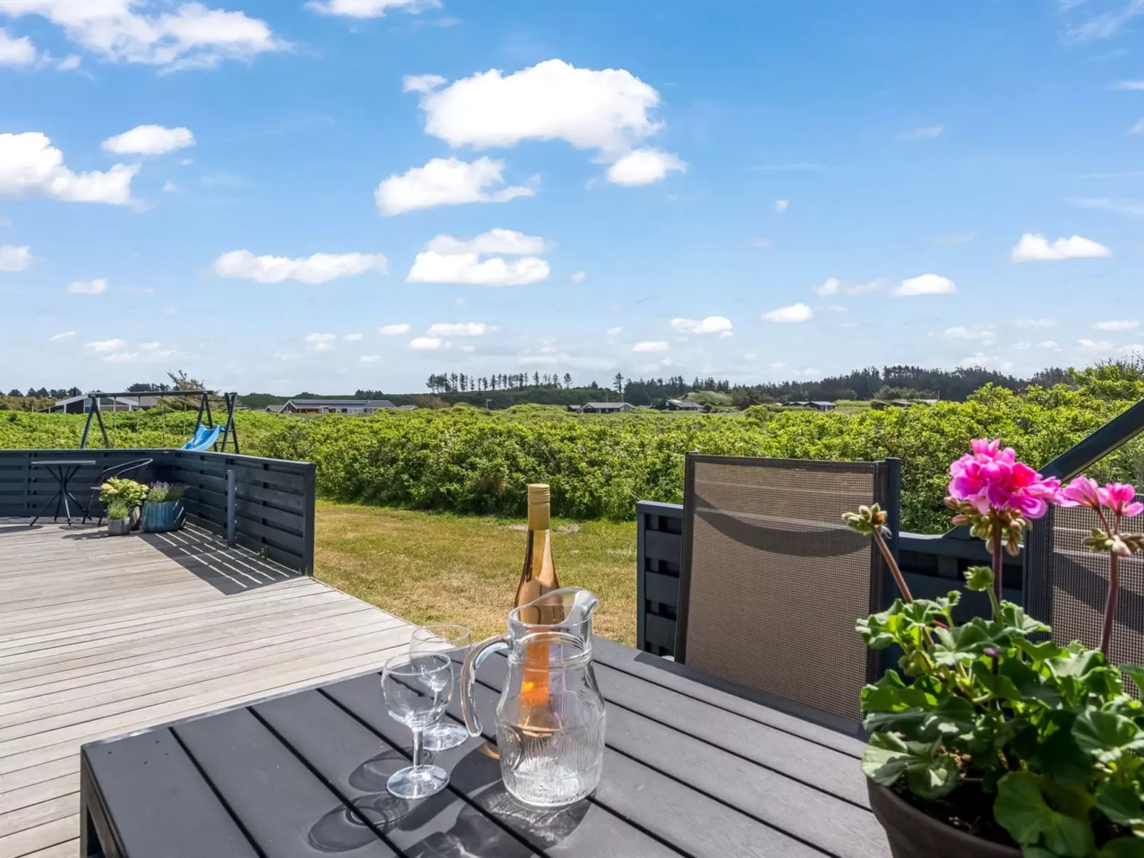 "Iiris" - 200m from the sea-Dehors