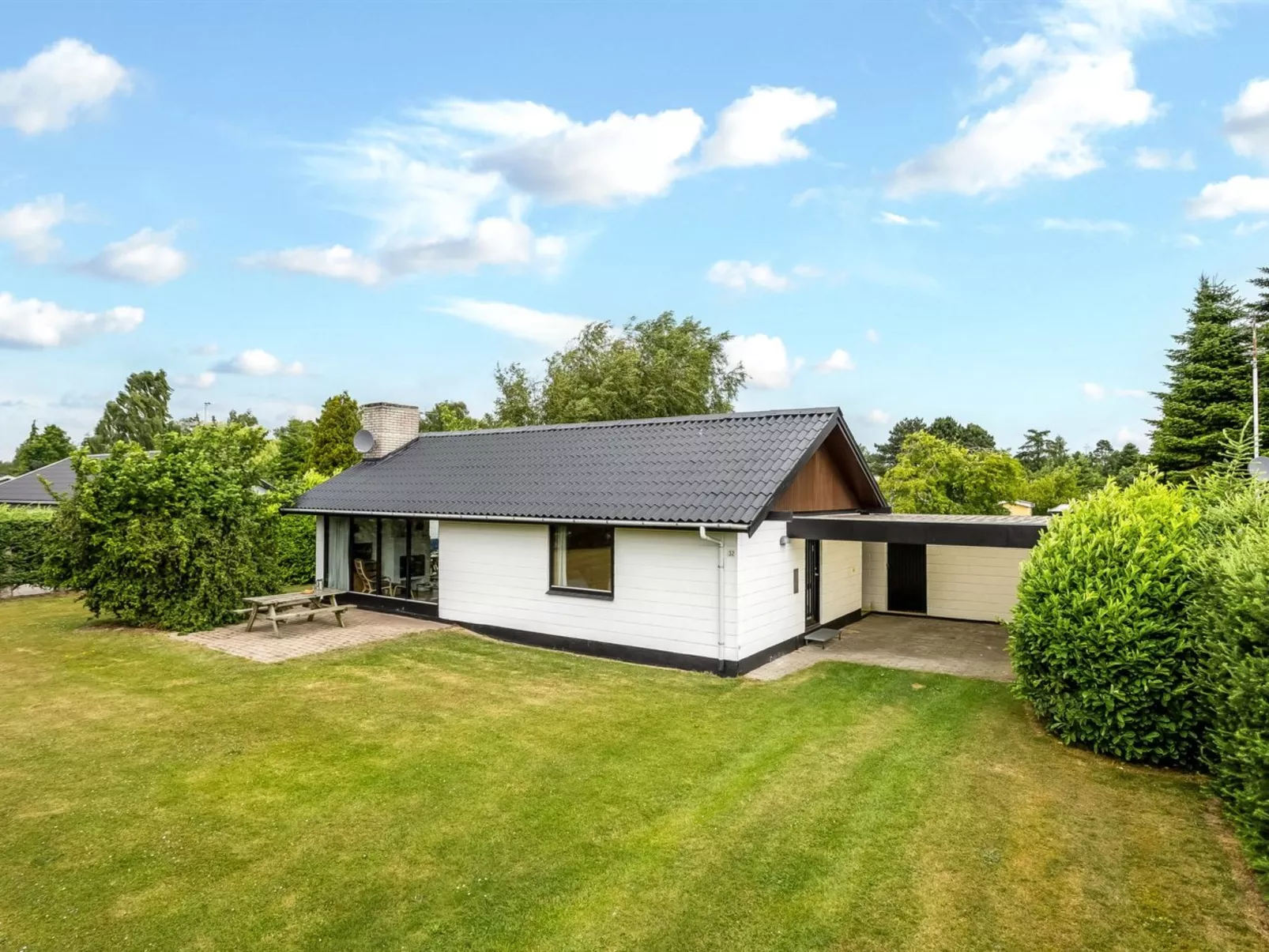 "Ognen" - 800m from the sea-Draußen