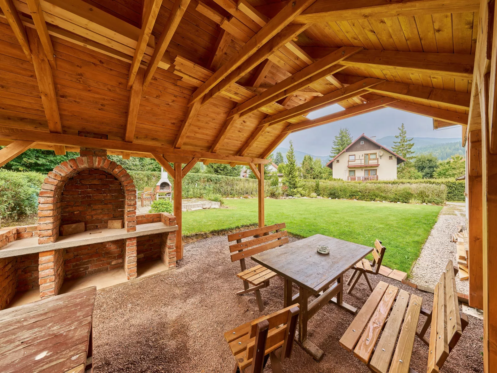 U Švýcarského dvora III-Draußen