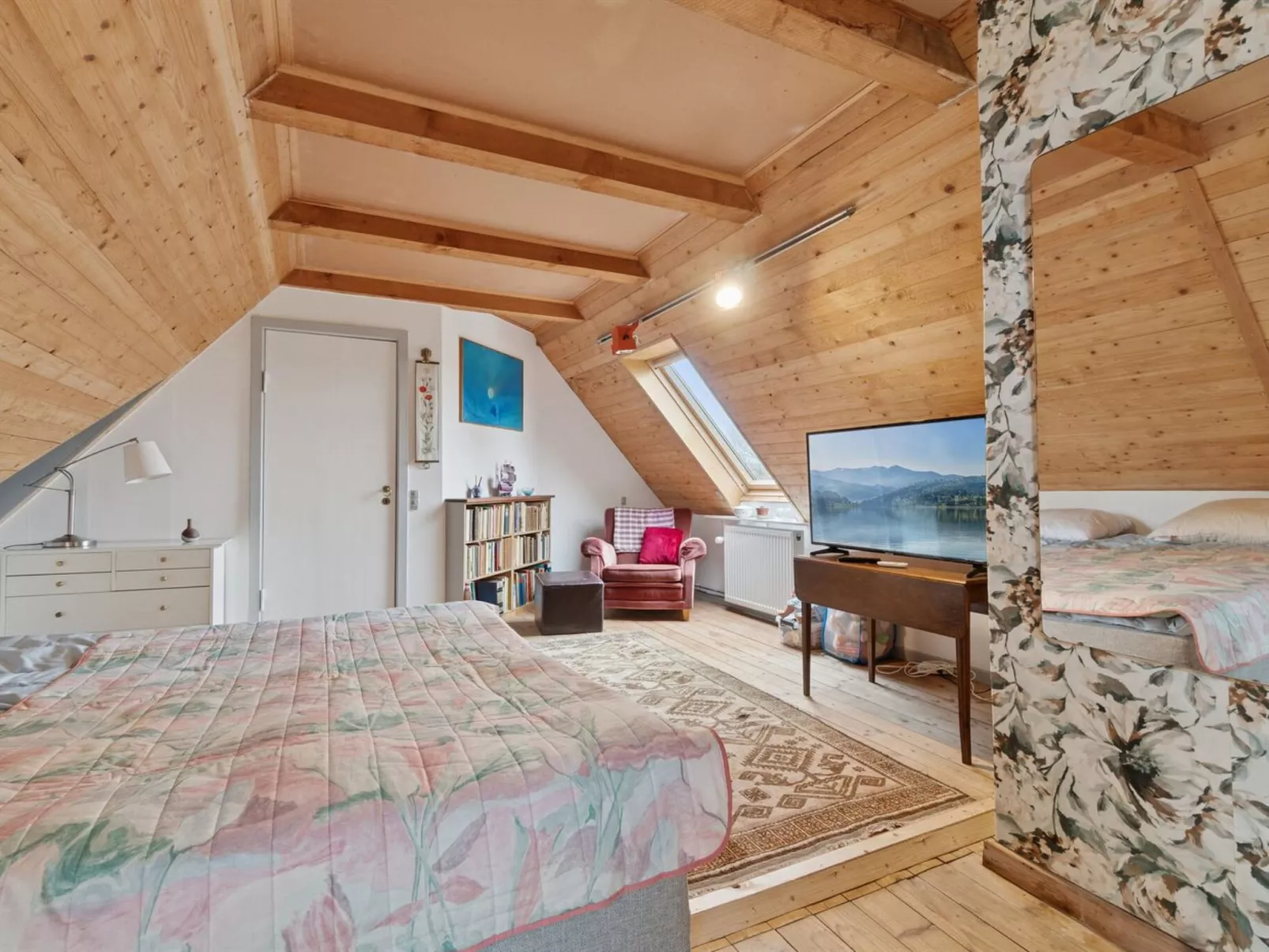 "Singa" - 600m from the sea-Inside