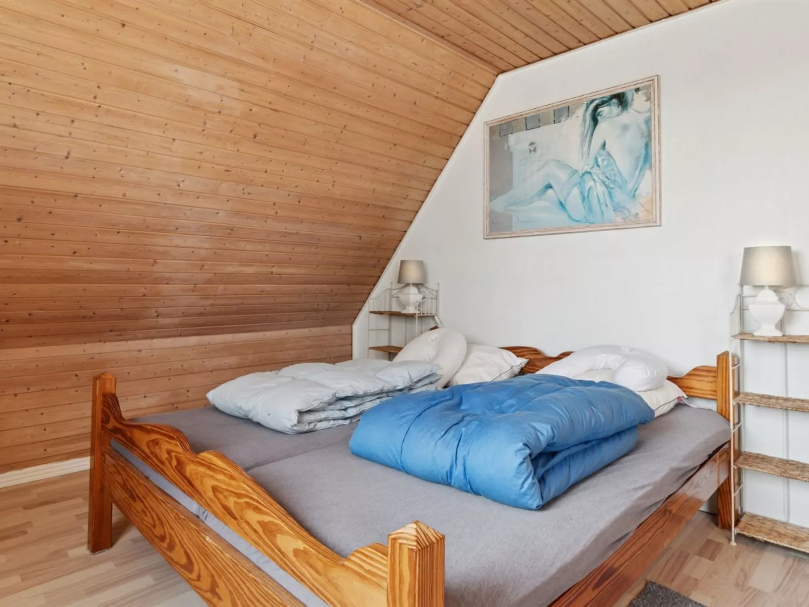 "Lacey" - 4km from the sea-Inside