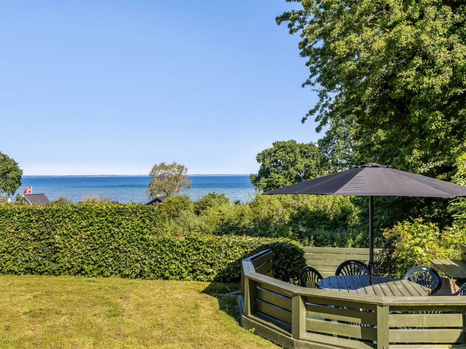 "Ephra" - 150m from the sea-Draußen