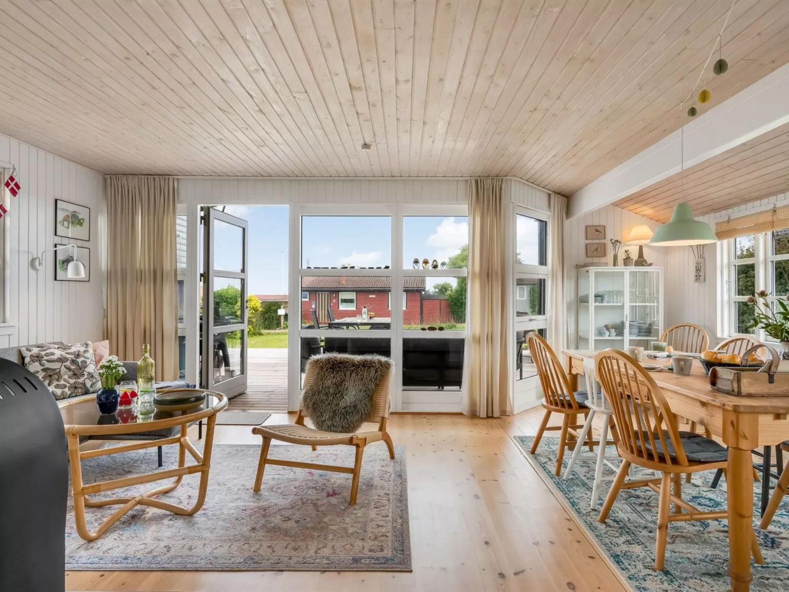 "Dragan" - 50m from the sea-Drinnen