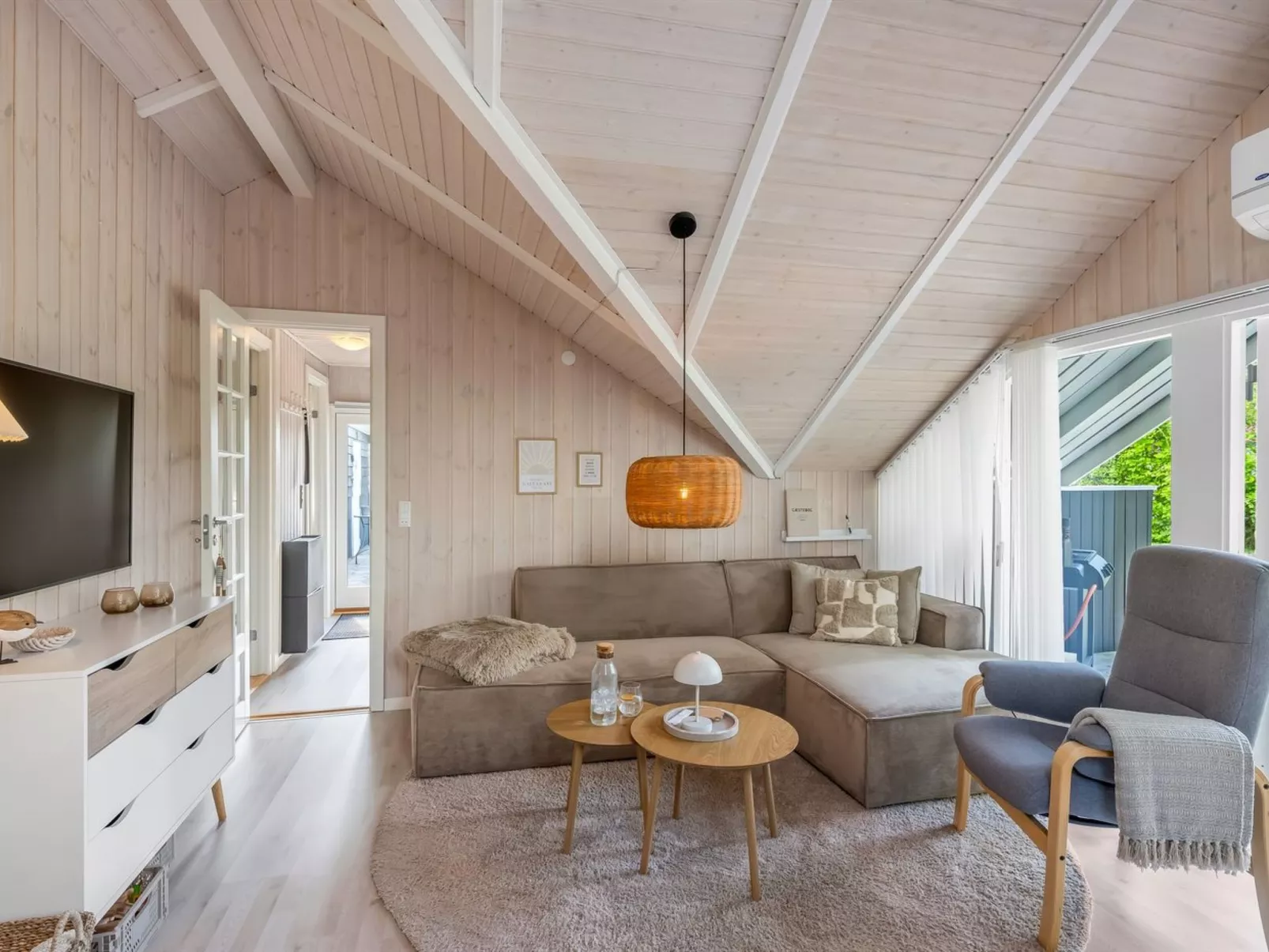 "Tara" - 450m from the sea-Dedans