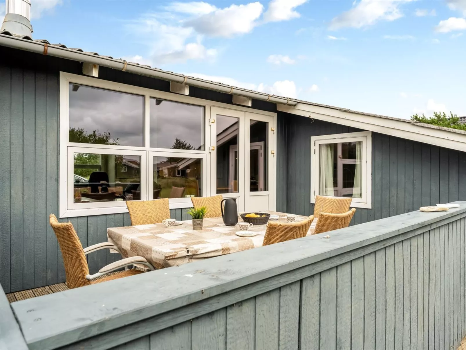 "Claudine" - 700m from the sea-Outside