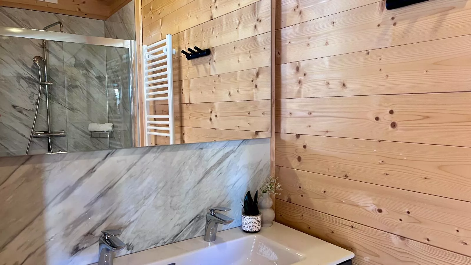 Rattendorf 1A-Salle de bain