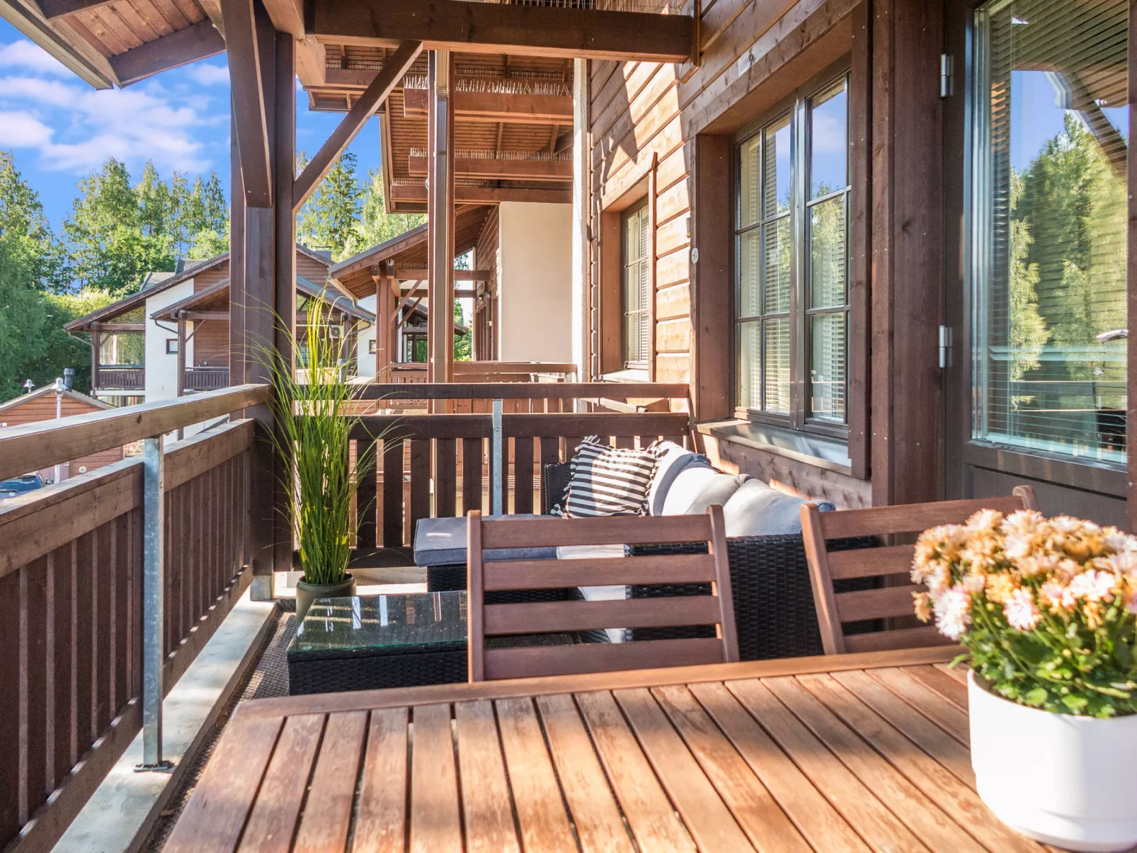 Point vale 1 as 6-Inside