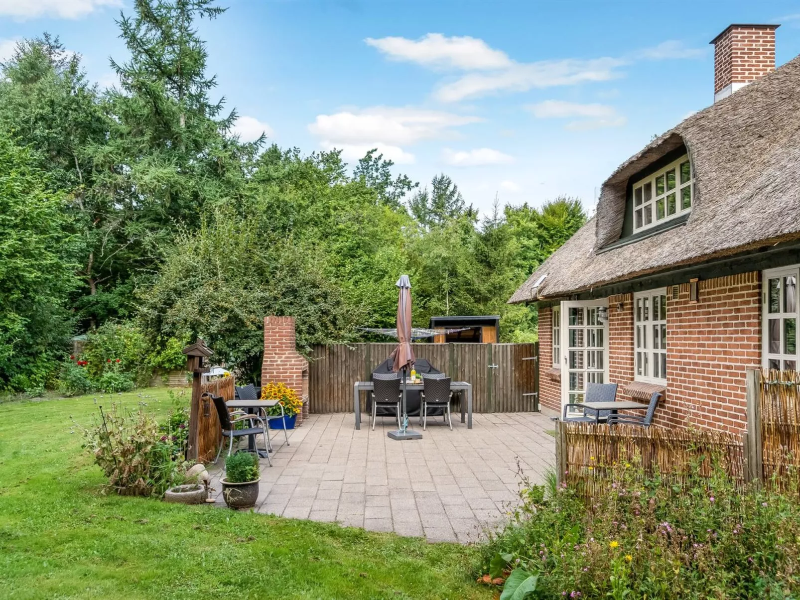 "Hilaria" - 2.1km from the sea-Draußen