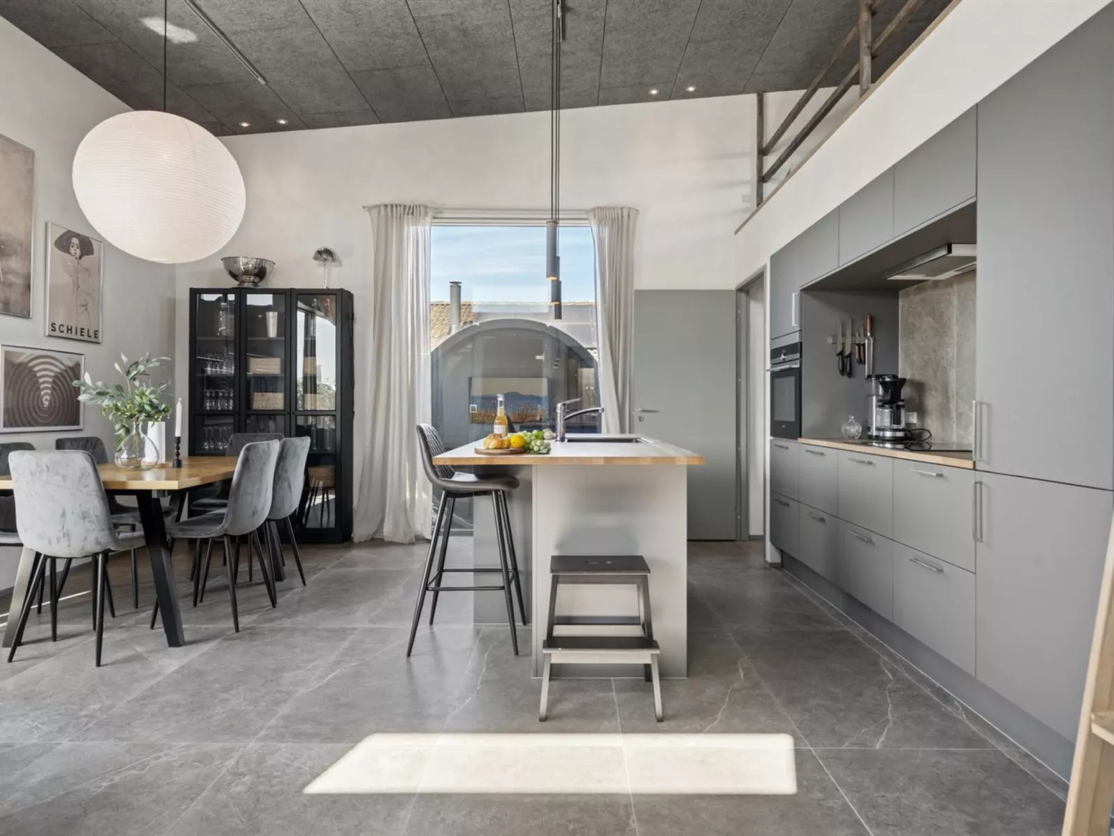 "Elvie" - 150m from the sea-Dedans