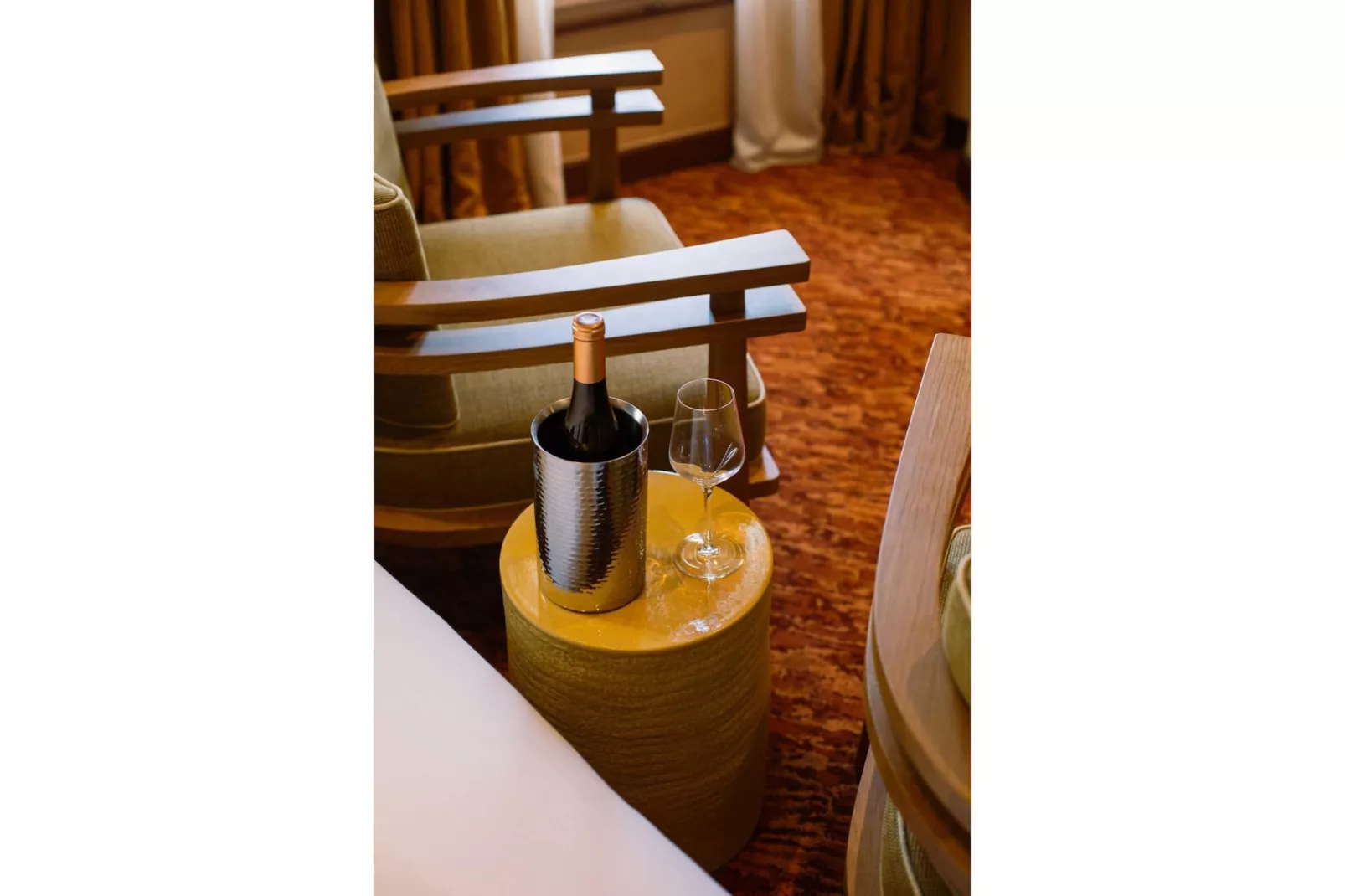 CONFIDENTIEL-4-Innenbereich