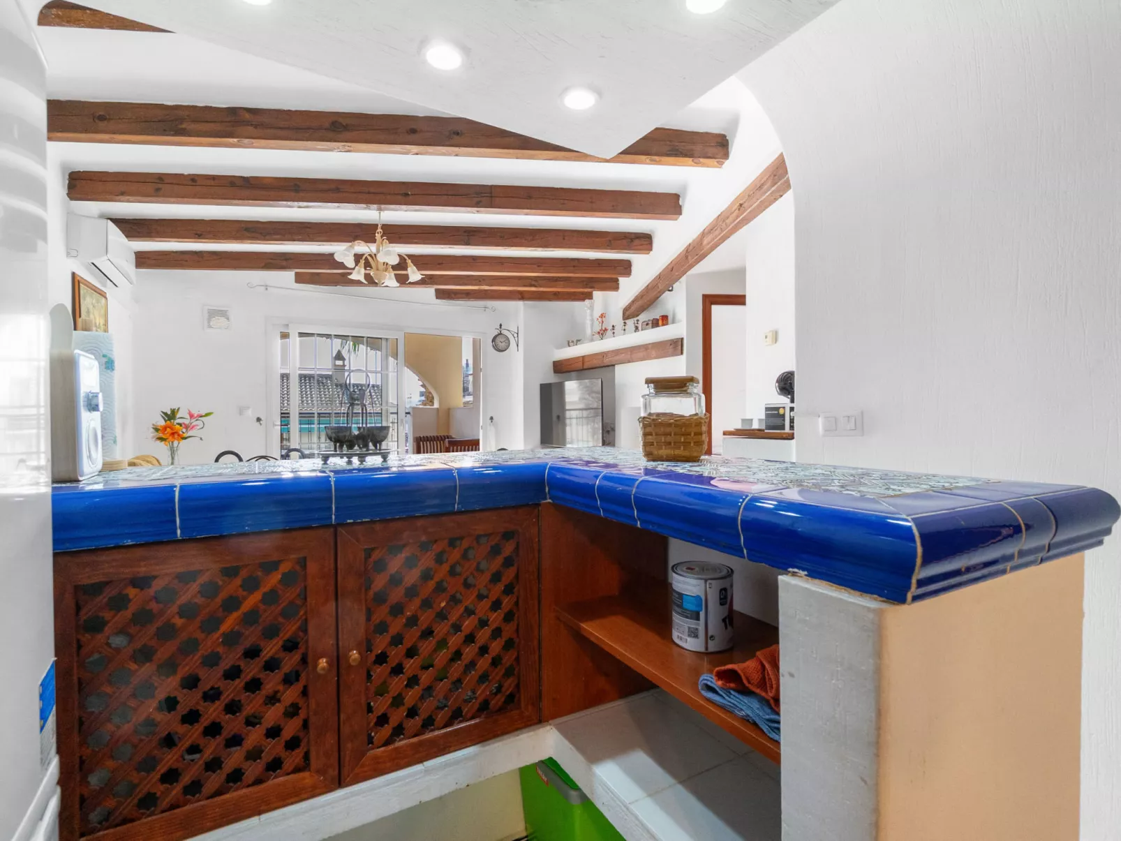 Aldea del Mar-Dedans