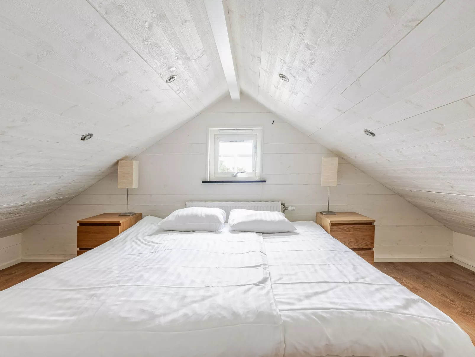 Östra Stranden-Drinnen