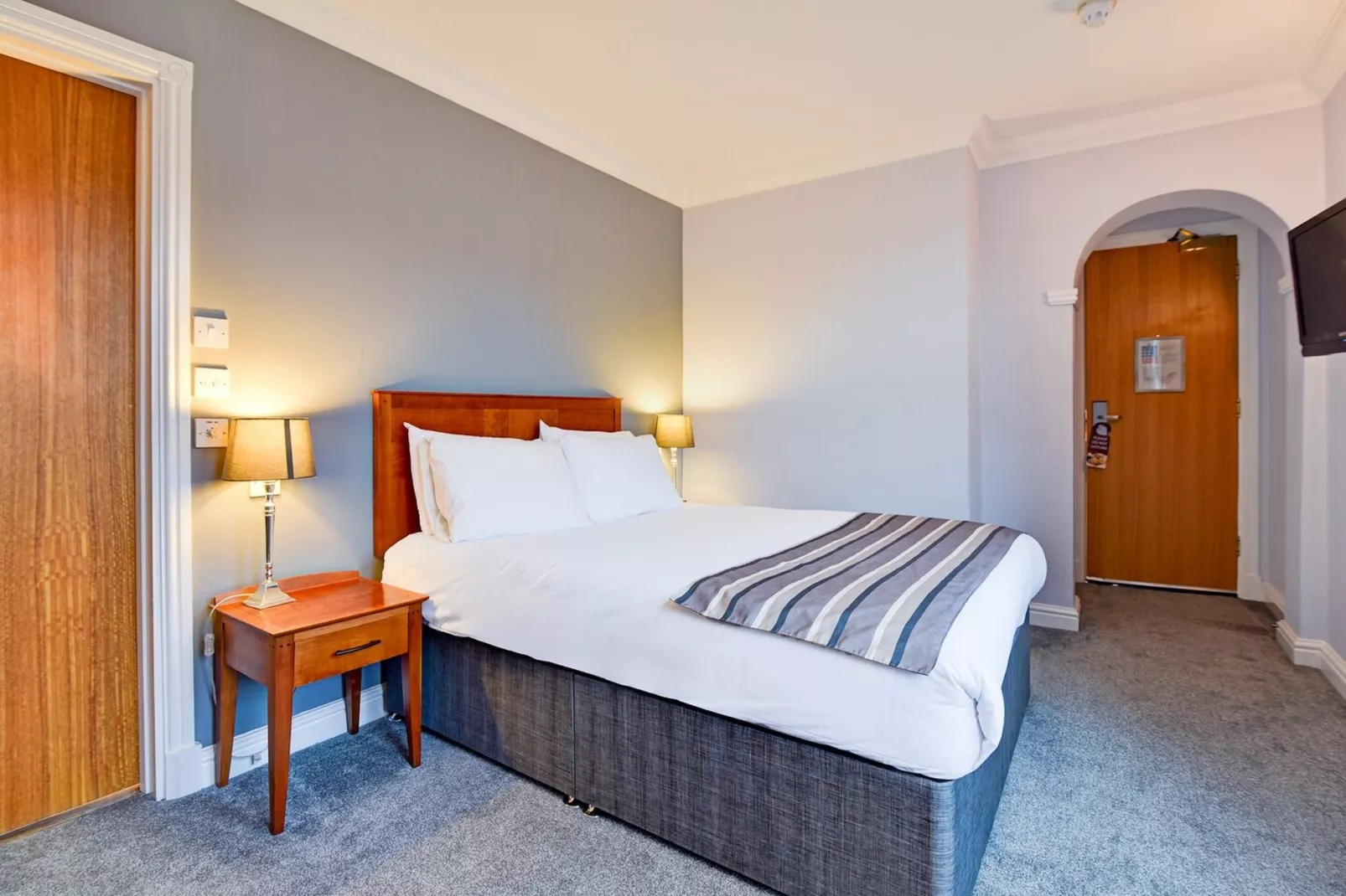 Standard Family of 3 Room-Bedroom