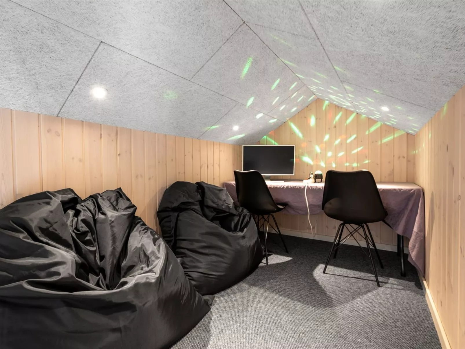 "Artur" - 800m from the sea-Dedans